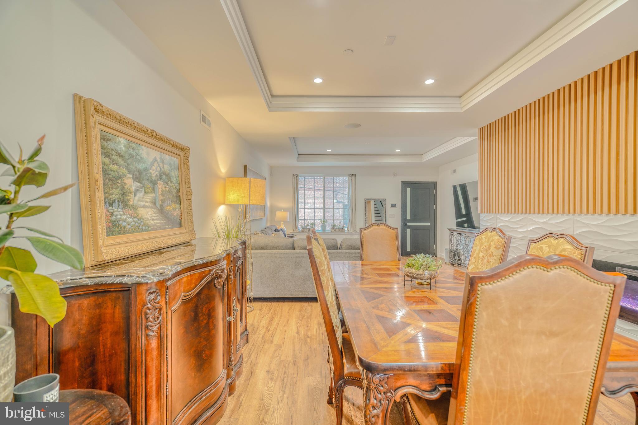 PORT RICHMOND - Residential