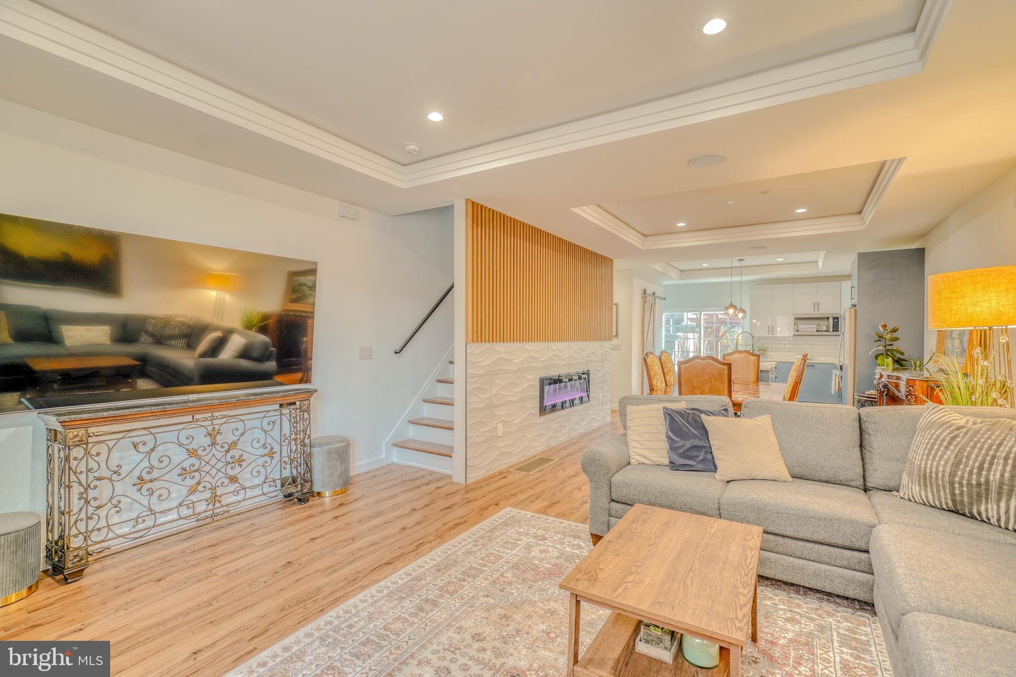 PORT RICHMOND - Residential