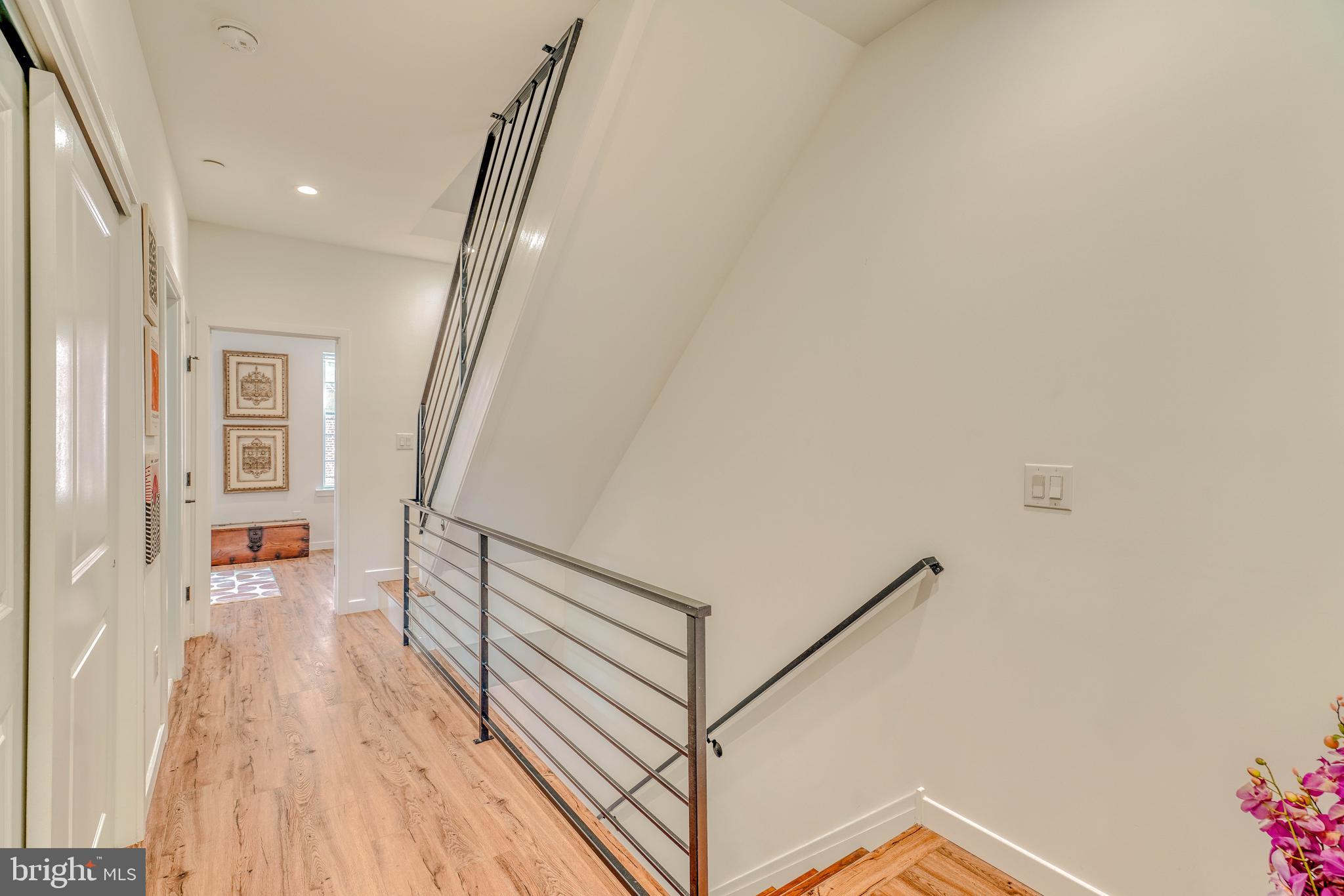 PORT RICHMOND - Residential