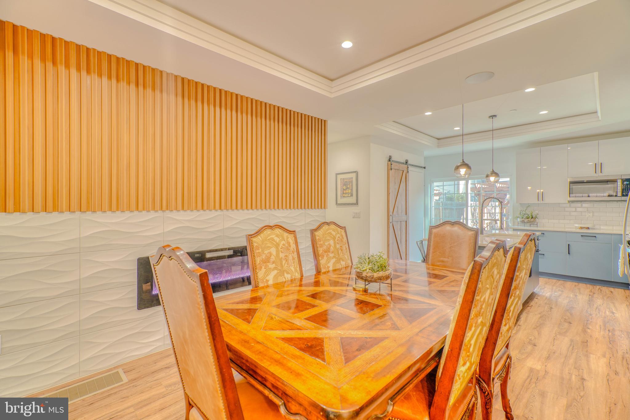 PORT RICHMOND - Residential