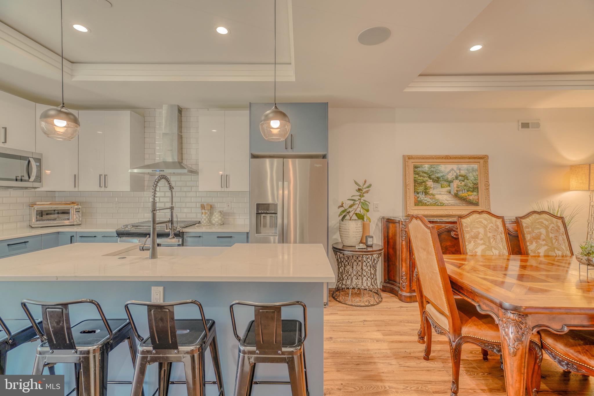 PORT RICHMOND - Residential