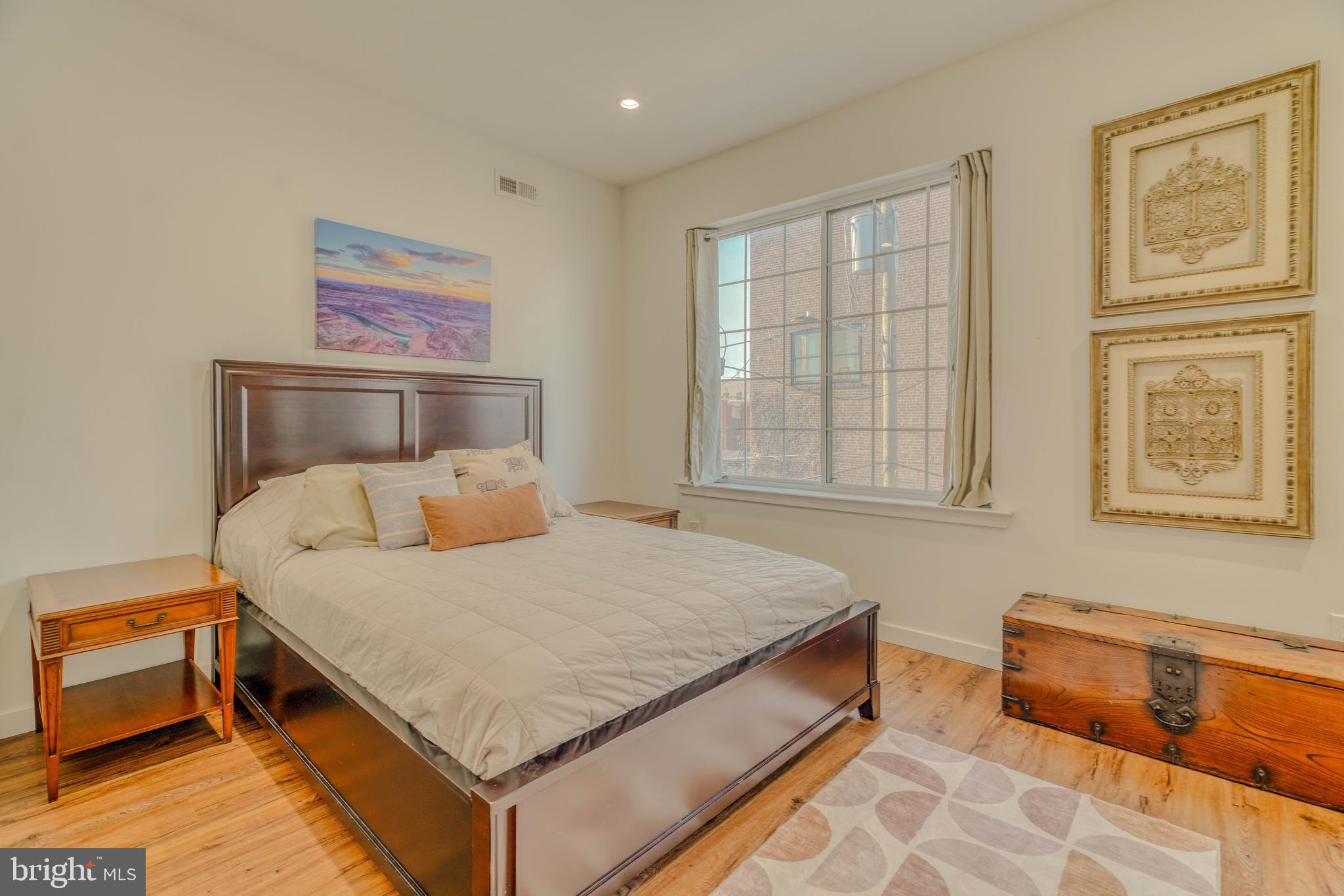 PORT RICHMOND - Residential