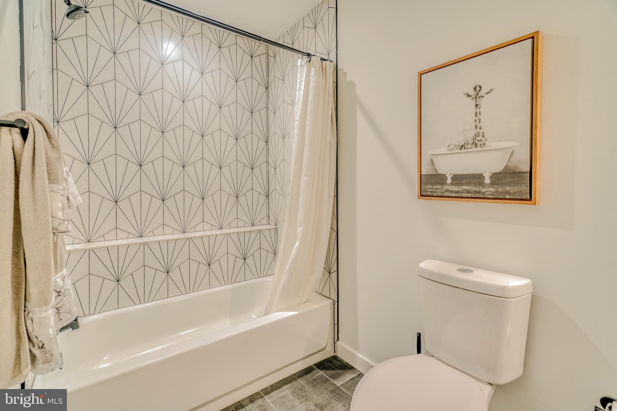 PORT RICHMOND - Residential