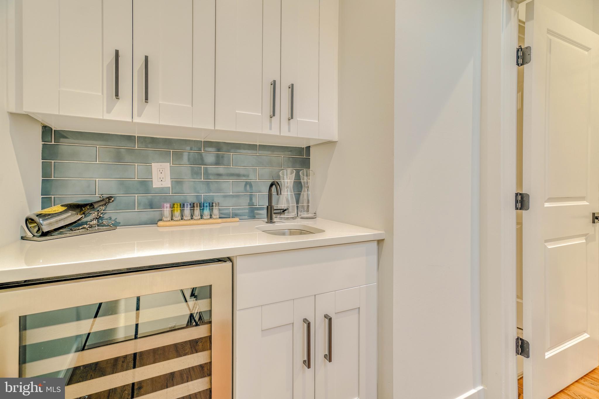 PORT RICHMOND - Residential