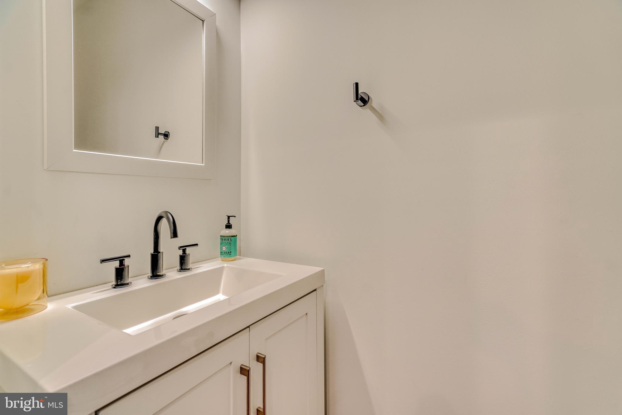 PORT RICHMOND - Residential