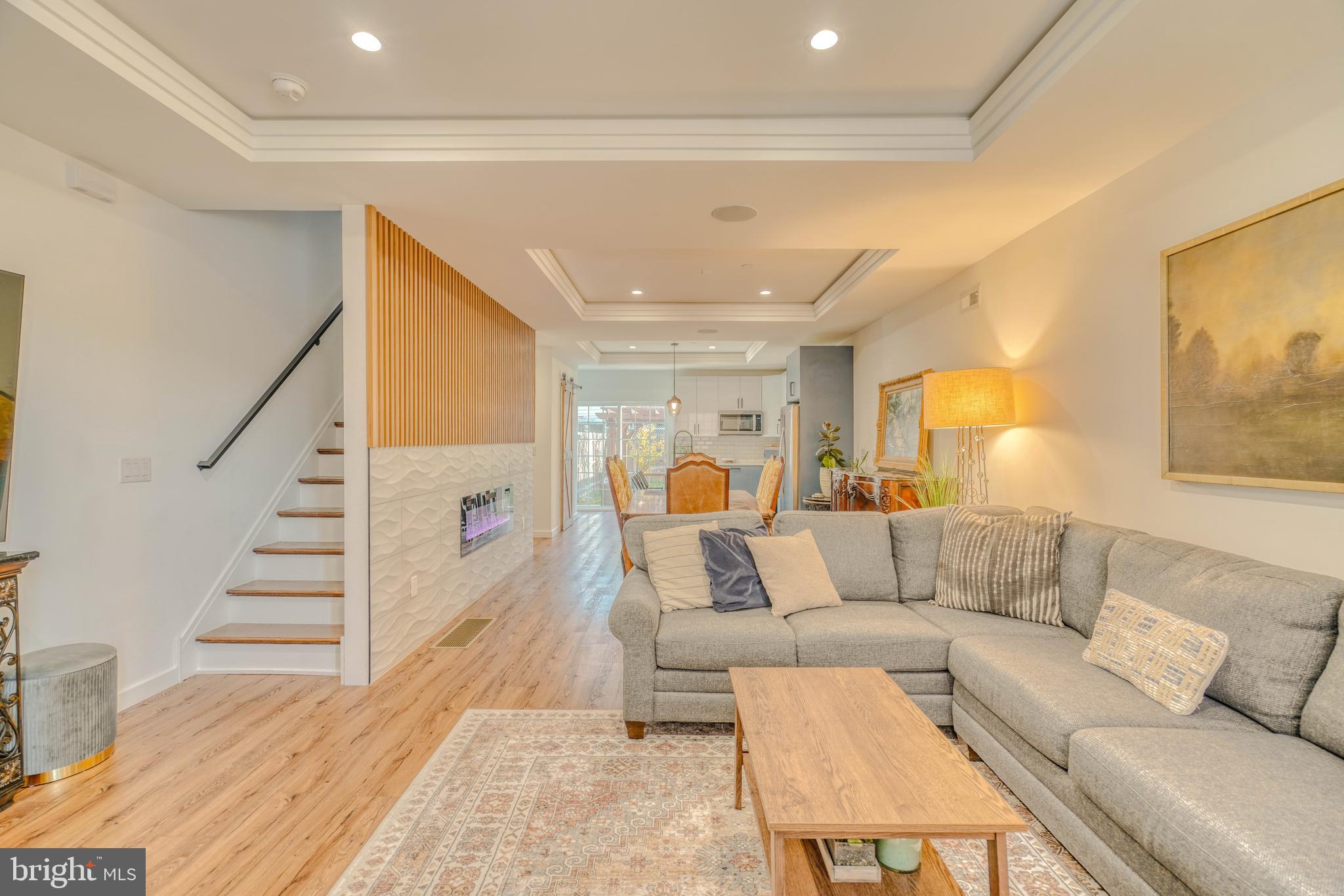 PORT RICHMOND - Residential