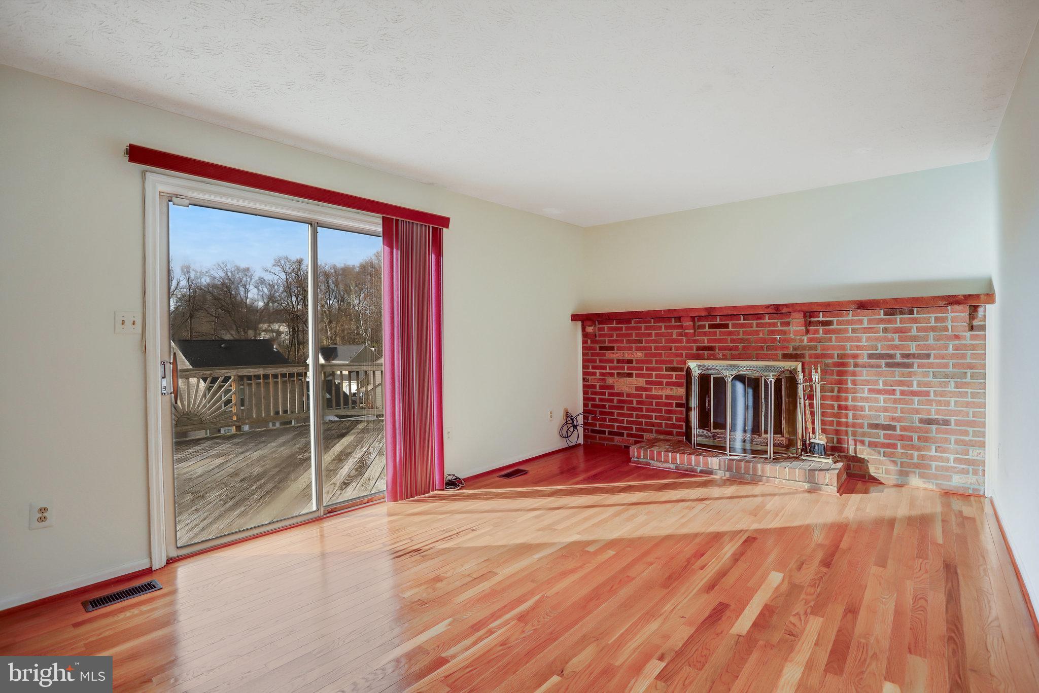 TANGLEWOOD - Residential