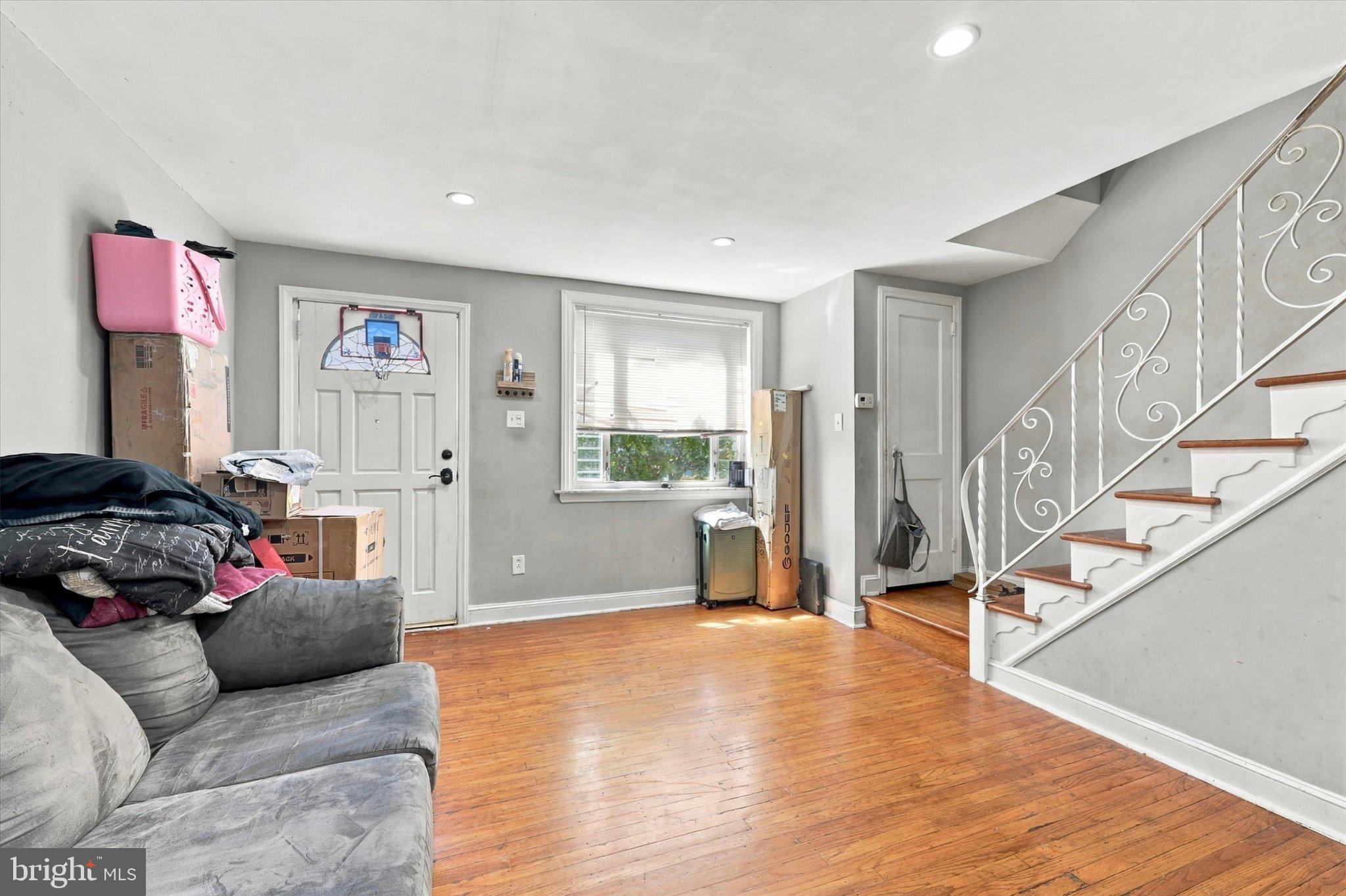 1047 STRATFORD ROAD