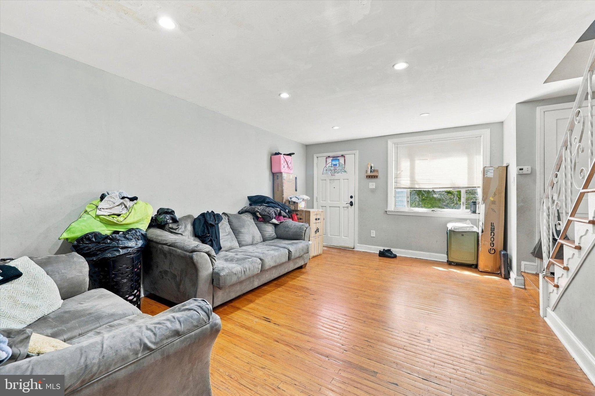 1047 STRATFORD ROAD