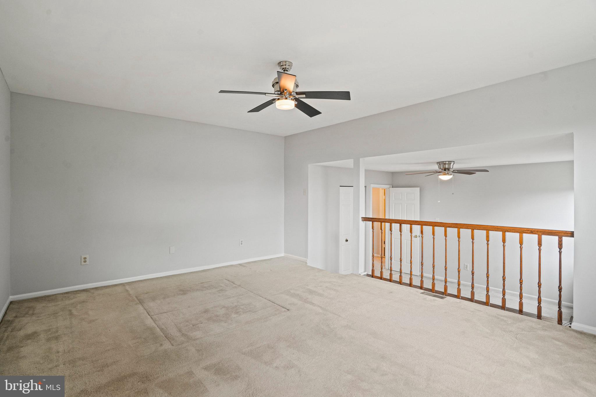 CALVERTON - Residential