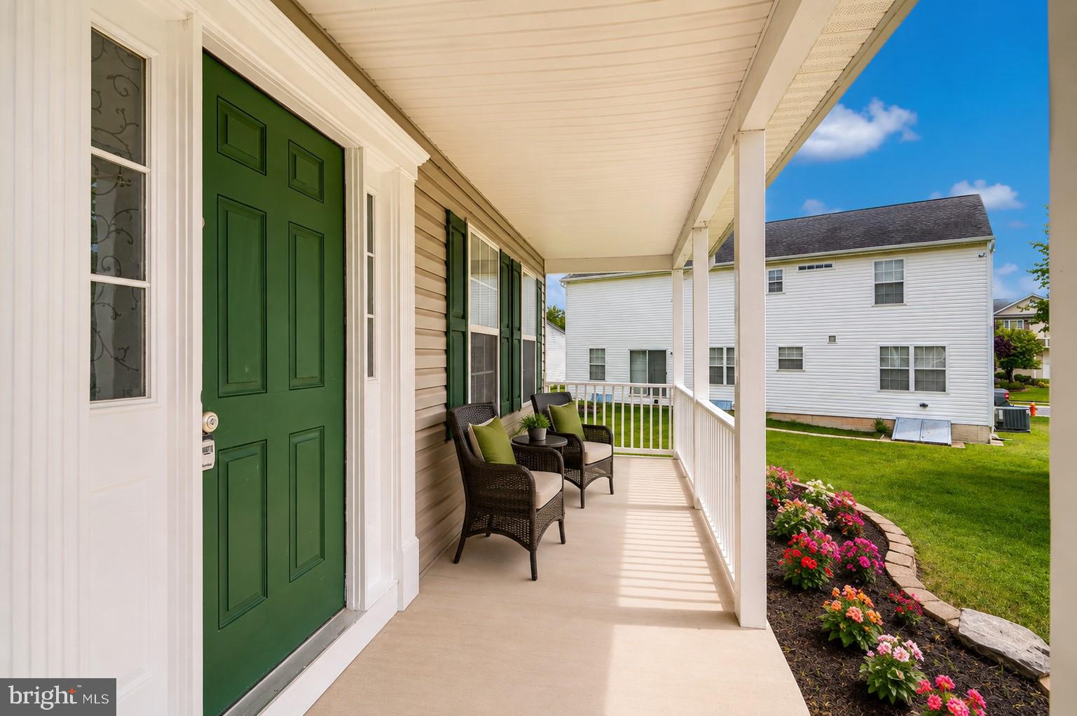 4 PERIWINKLE COURT