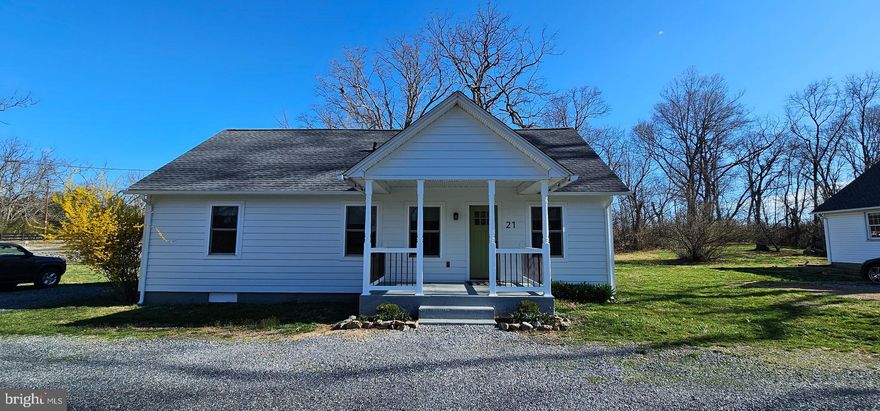 Freshly updated three bedroom home in Boyce. Wood flooring throughout, open kitchen with granite counters and stainless appliances. Two bedrooms on main level with upgraded full bathroom, upstairs is spacious loft space that can be used as third bedroom. 

New trex deck overlooks wooded lot. Tenants are responsible for mowing