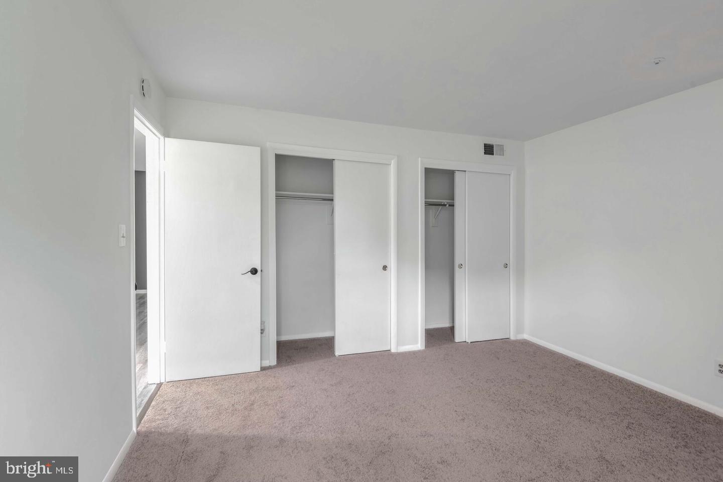 WILLOW WOOD - Residential Lease