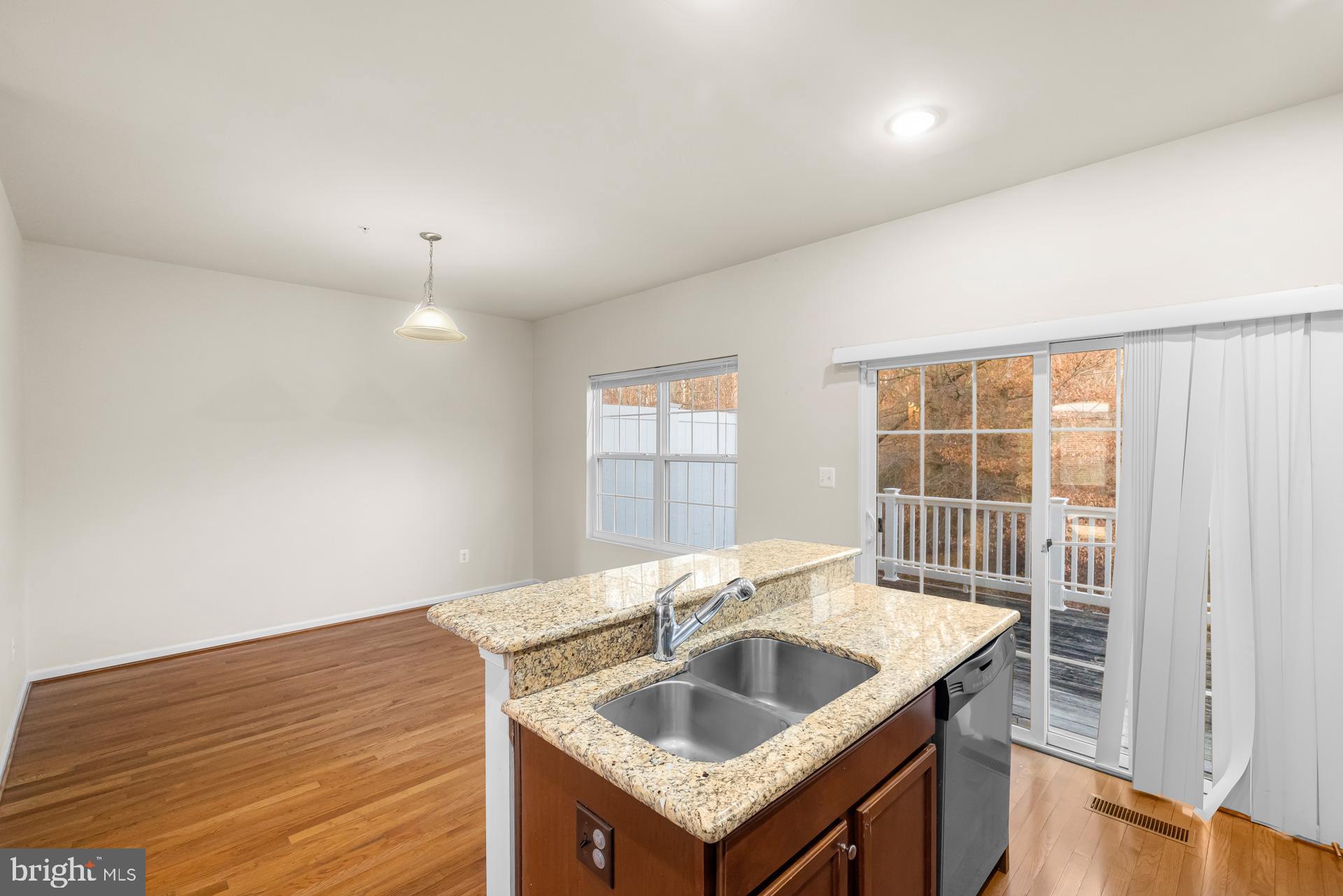 FIELDSTONE PRESERVE - Residential