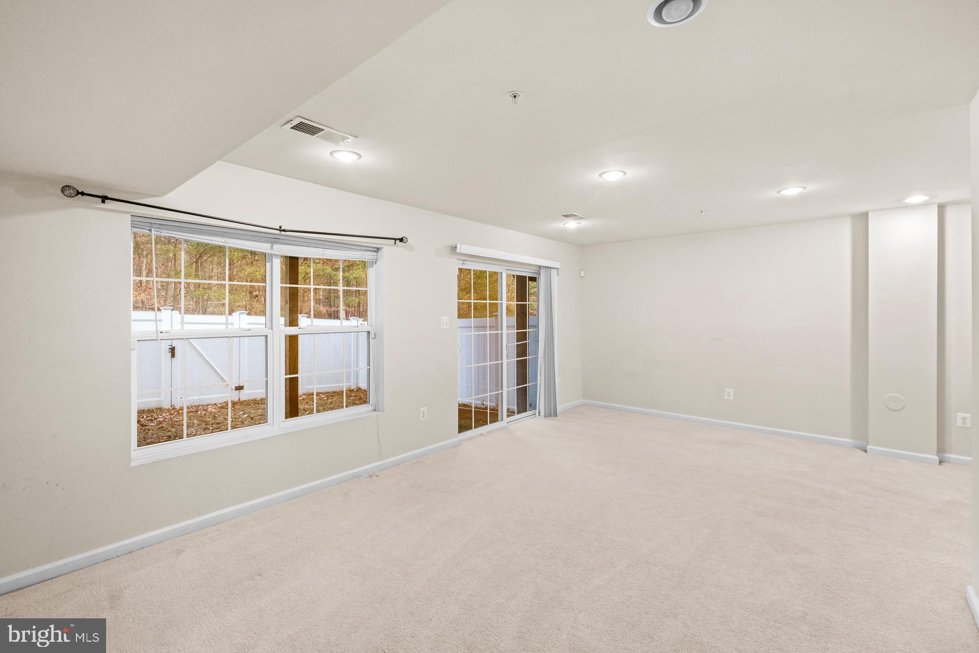 FIELDSTONE PRESERVE - Residential