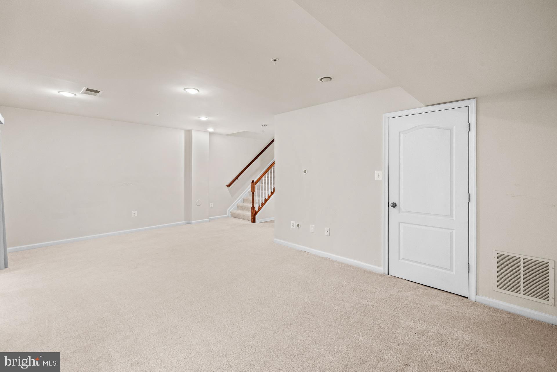 FIELDSTONE PRESERVE - Residential