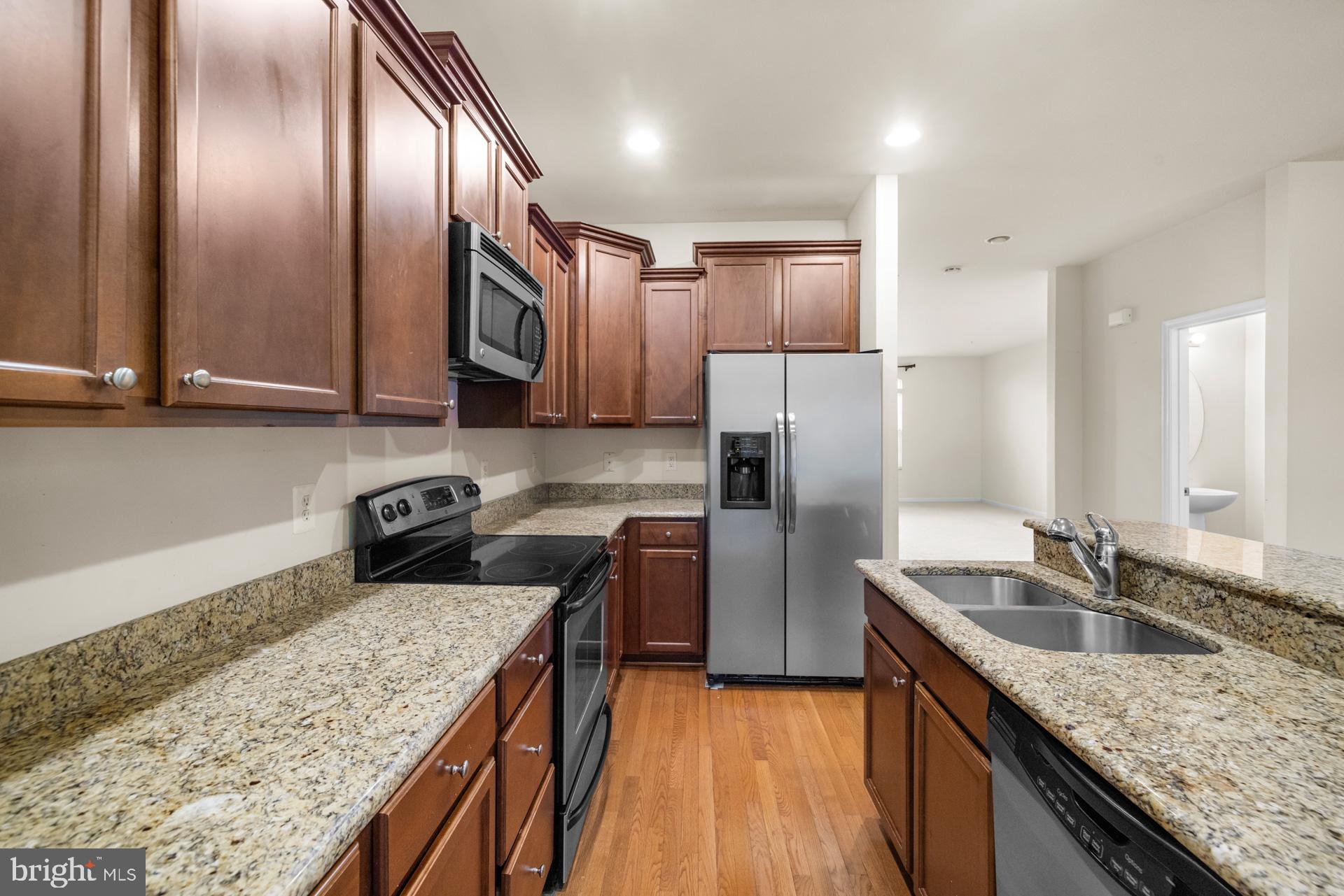 FIELDSTONE PRESERVE - Residential