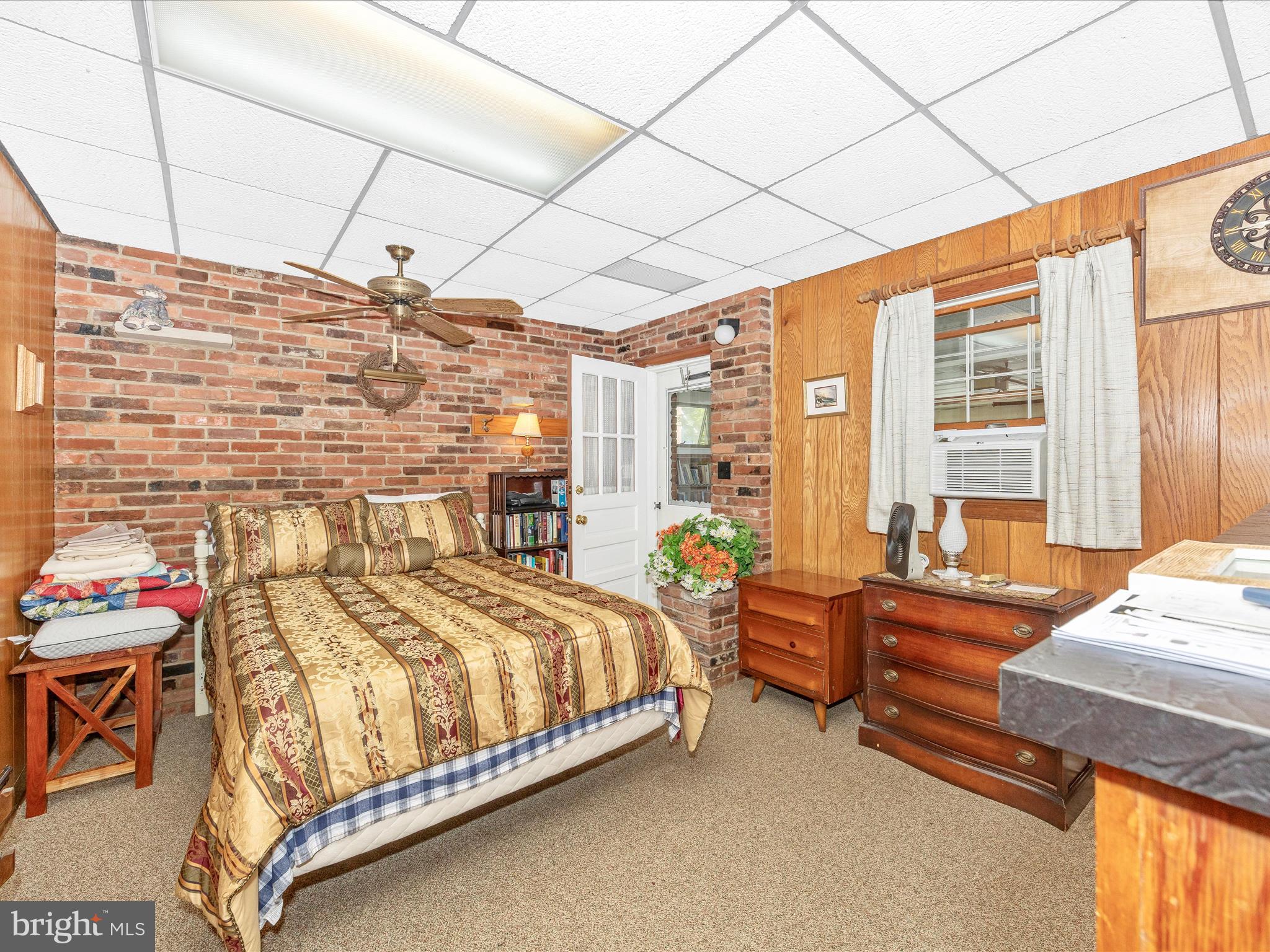 PT OLNEY OUT RES 3 - Residential