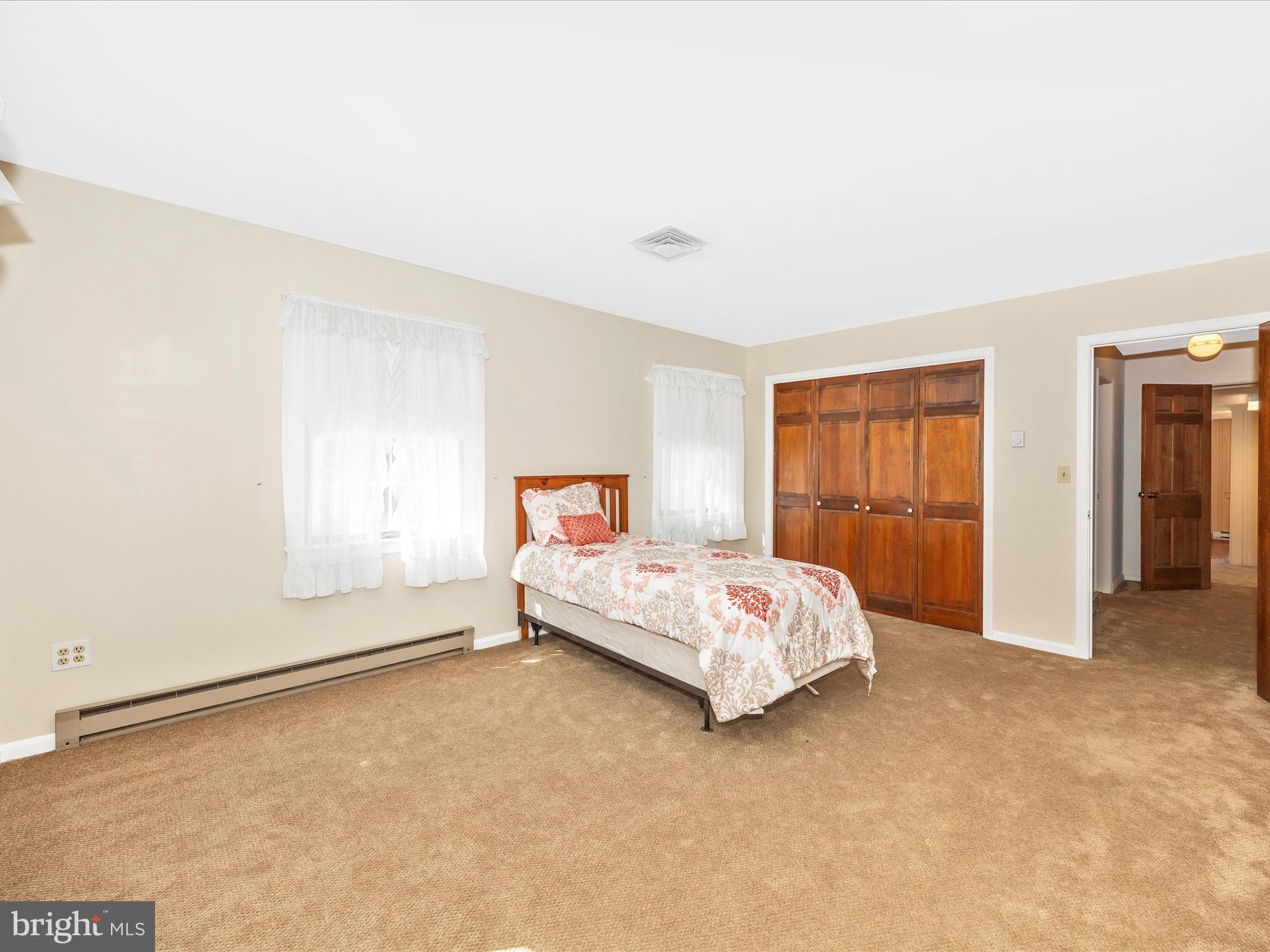 PT OLNEY OUT RES 3 - Residential