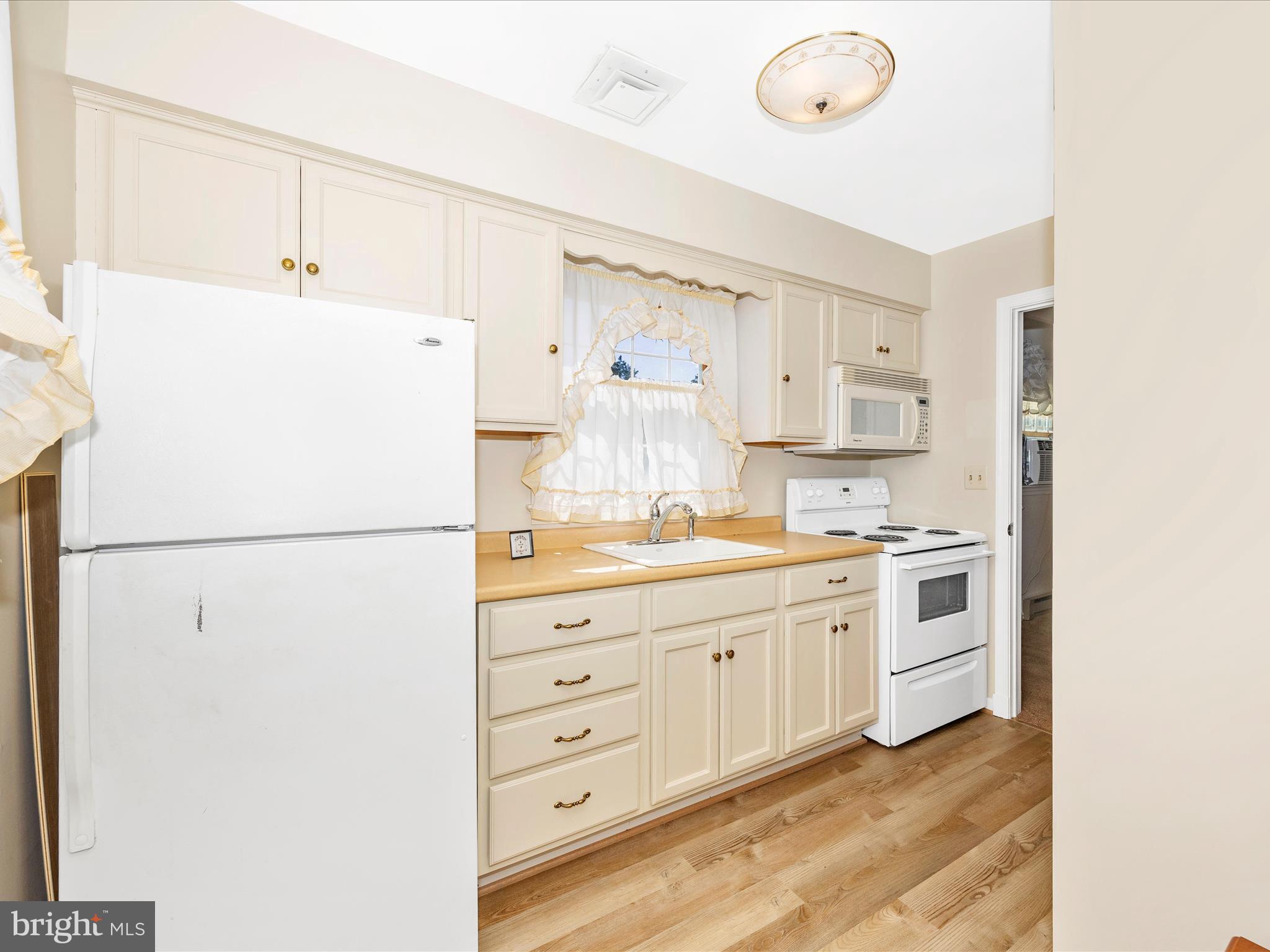 PT OLNEY OUT RES 3 - Residential