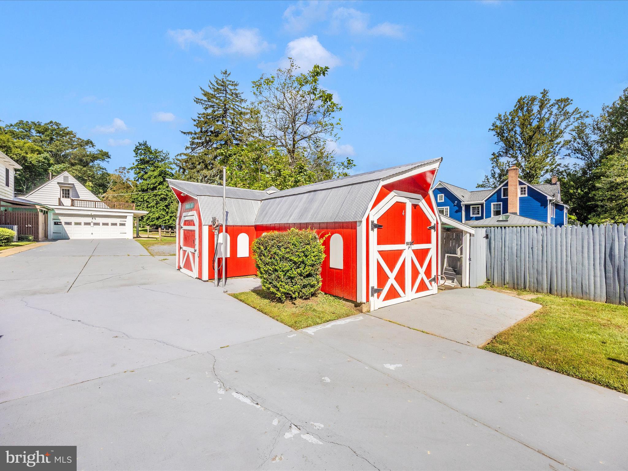 PT OLNEY OUT RES 3 - Residential