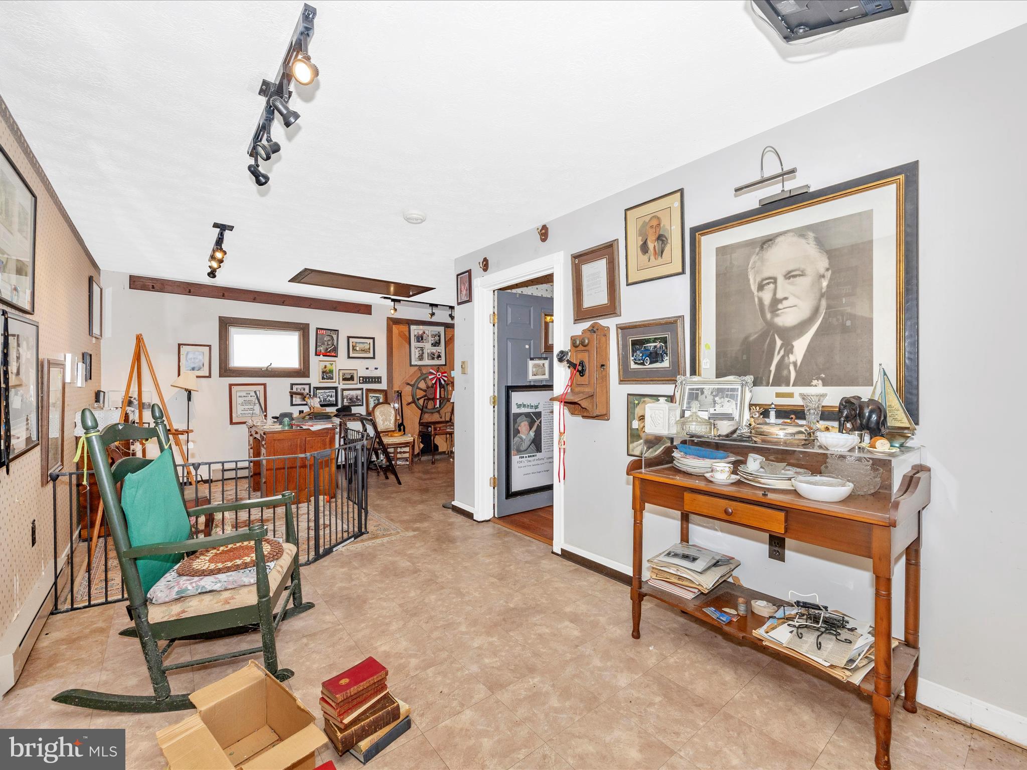 PT OLNEY OUT RES 3 - Residential