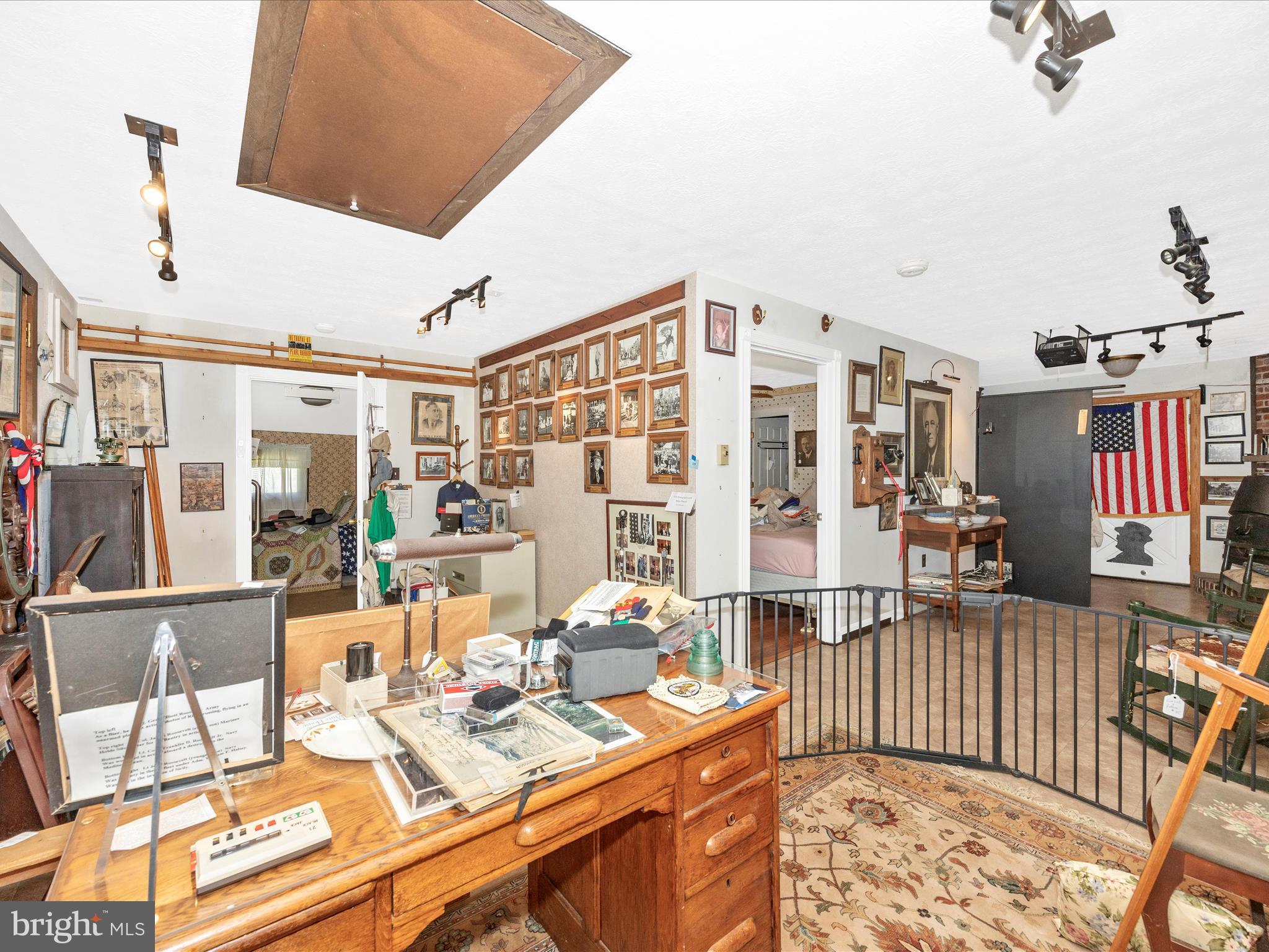 PT OLNEY OUT RES 3 - Residential