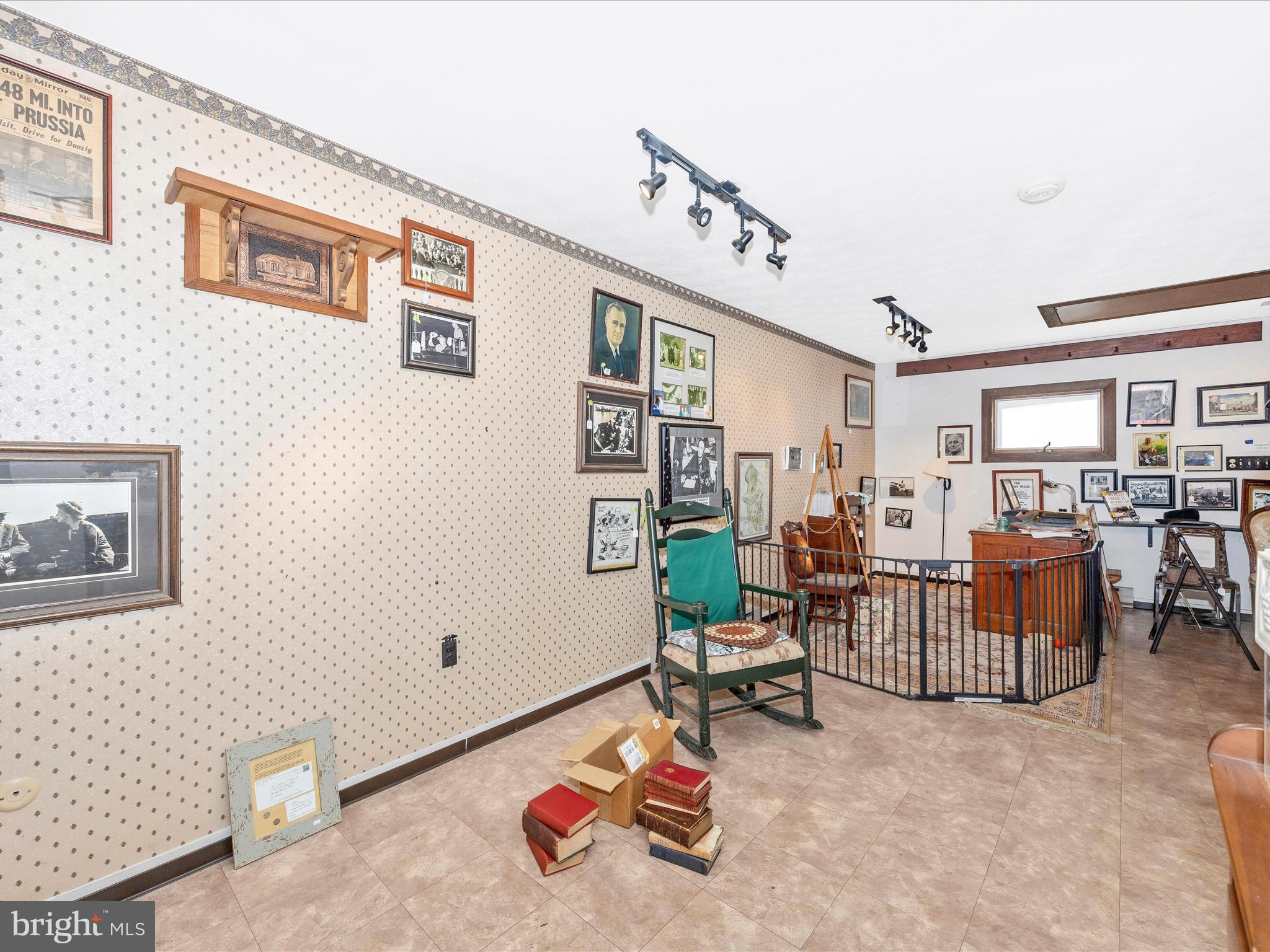 PT OLNEY OUT RES 3 - Residential