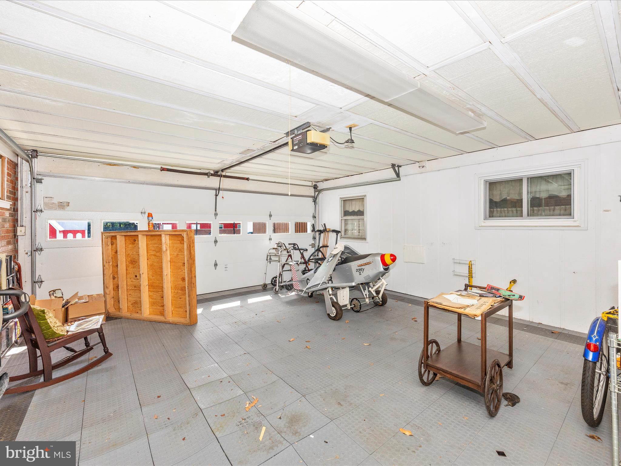 PT OLNEY OUT RES 3 - Residential