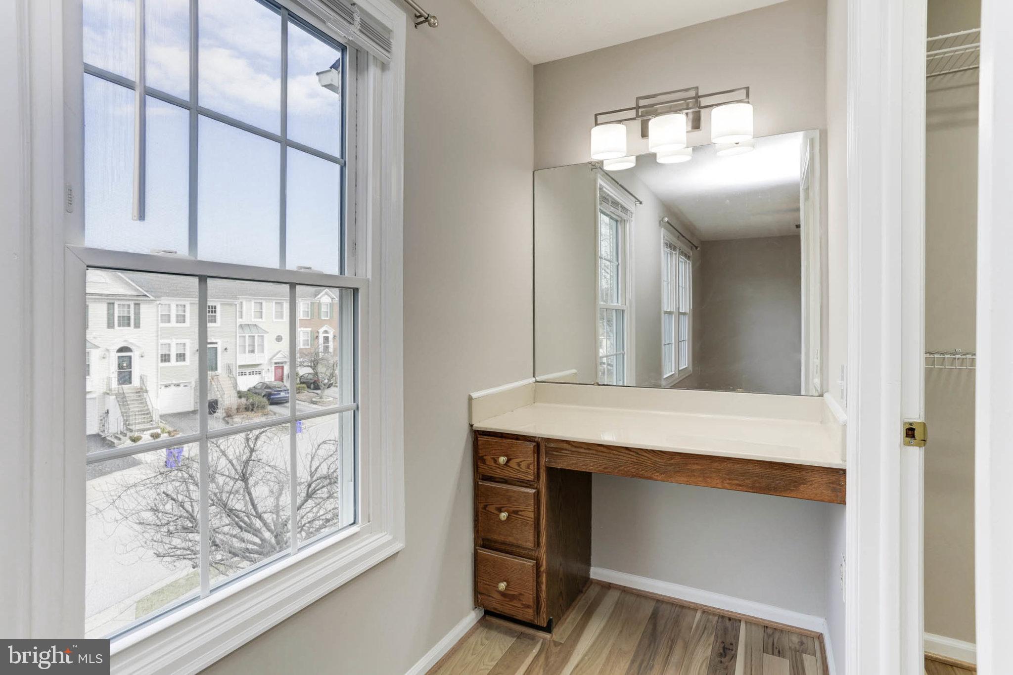 BRIGHTFIELD - Residential Lease