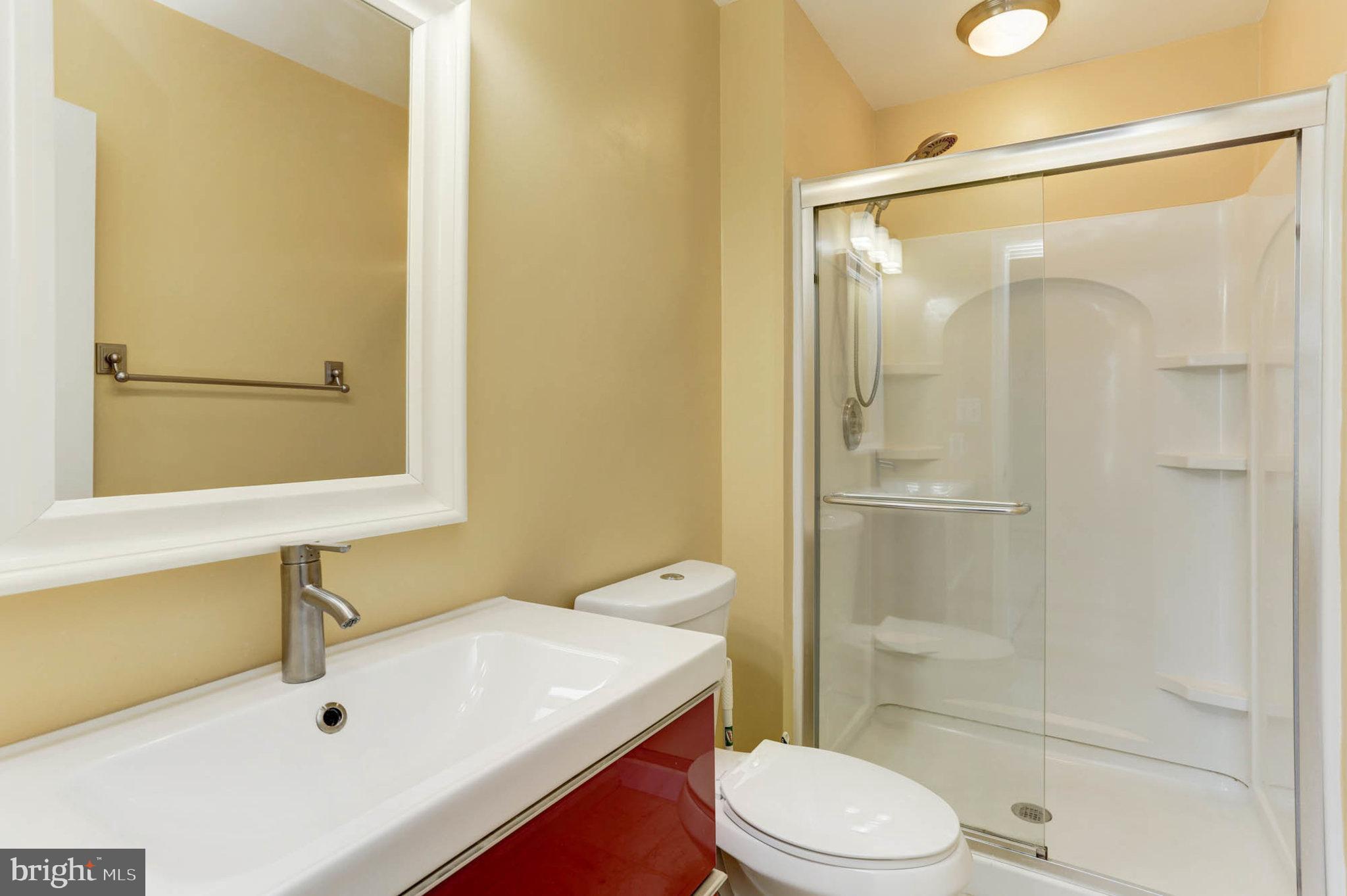 BRIGHTFIELD - Residential Lease