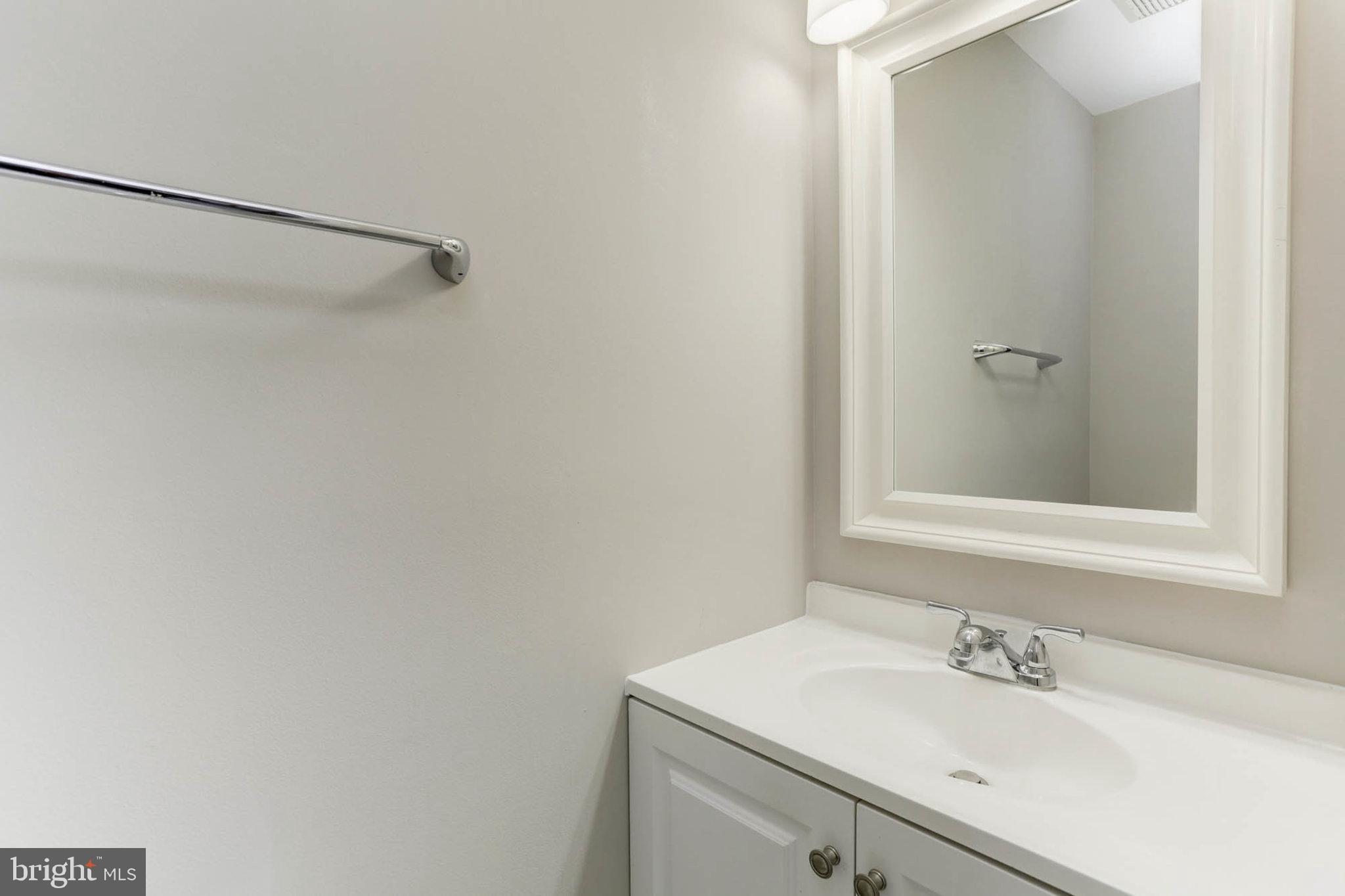 BRIGHTFIELD - Residential Lease