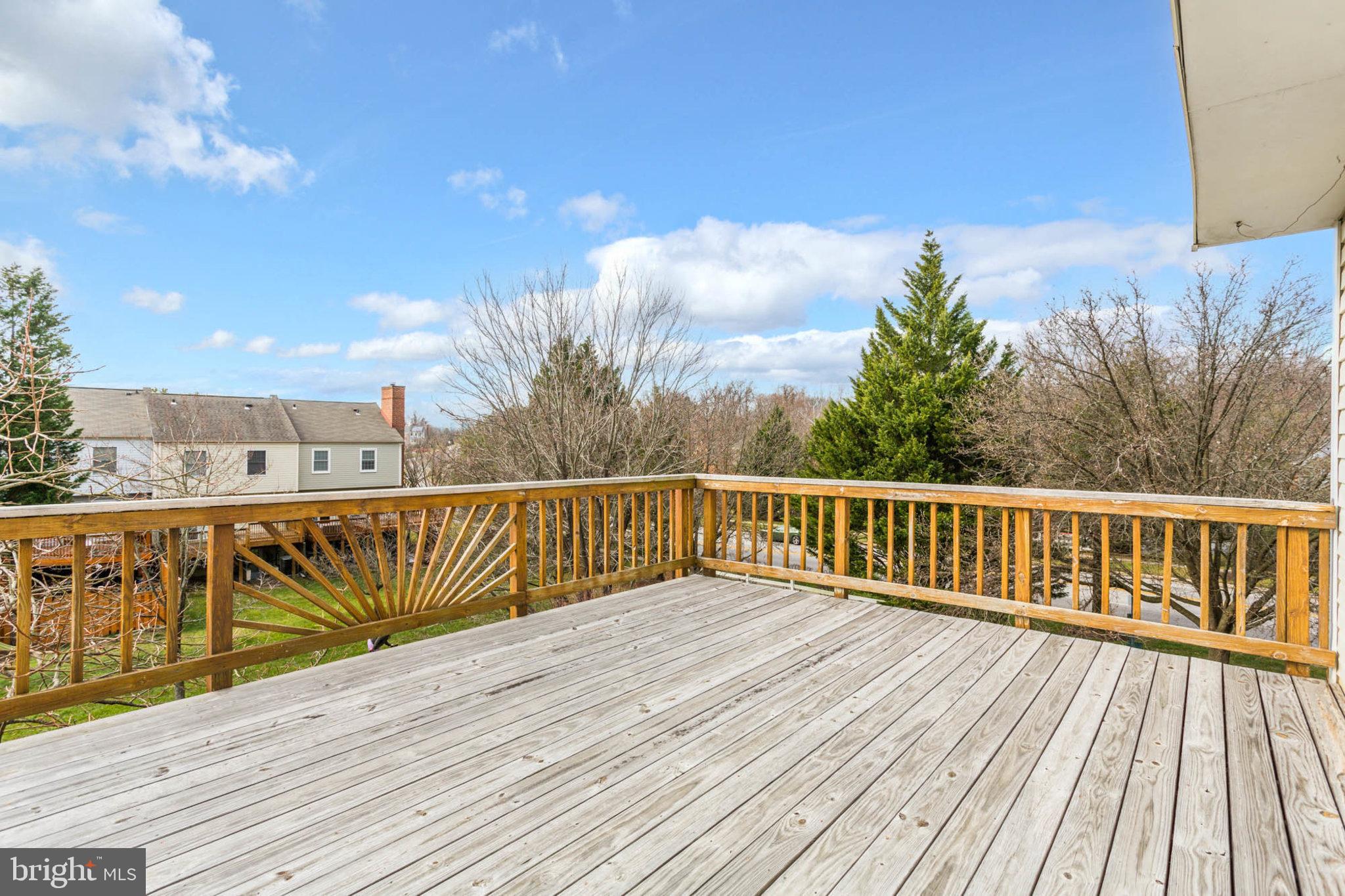 BRIGHTFIELD - Residential Lease