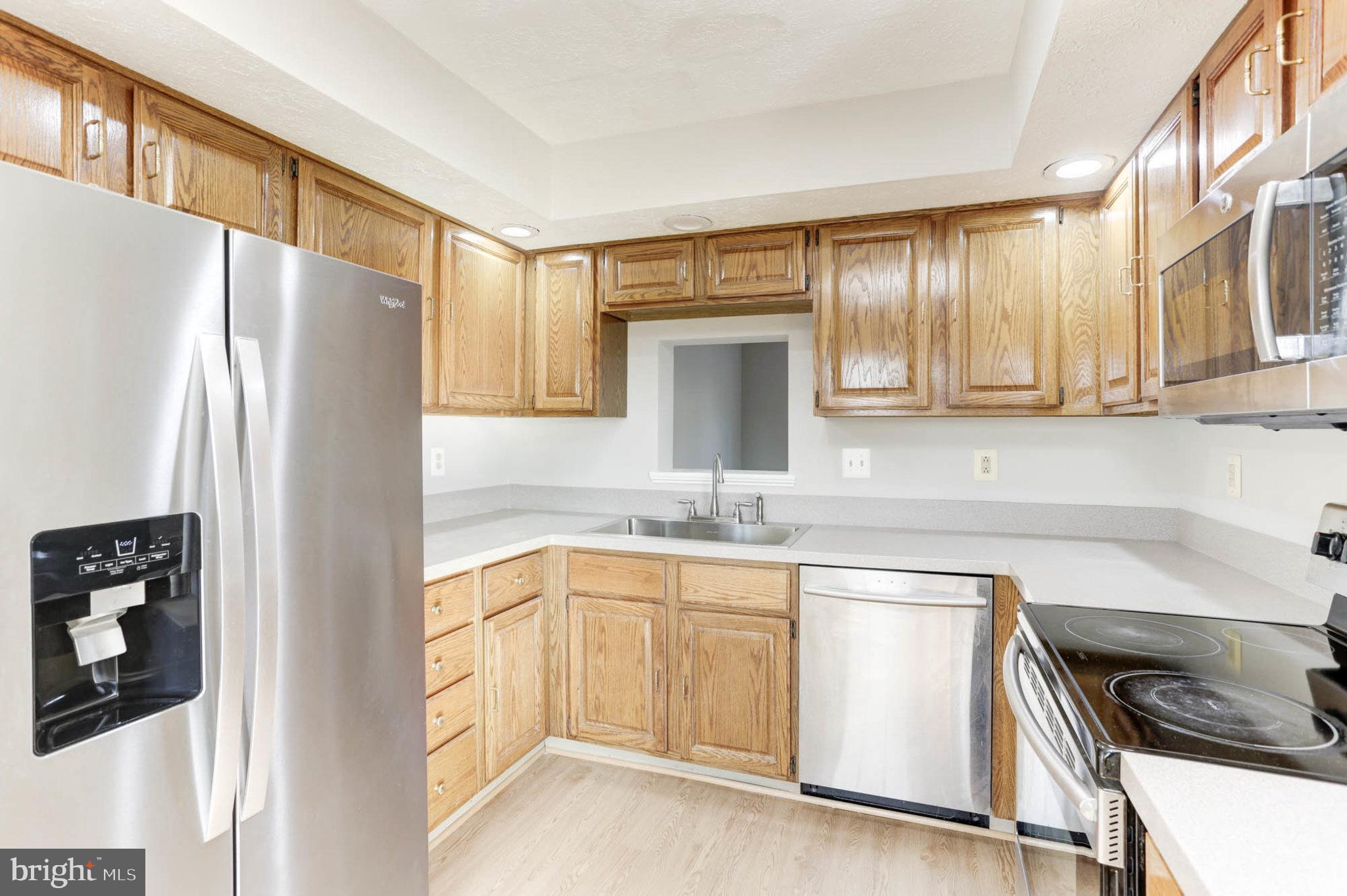 BRIGHTFIELD - Residential Lease