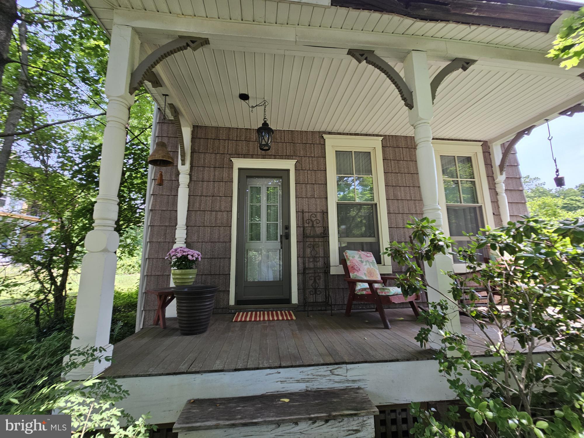 9039 EASTON ROAD