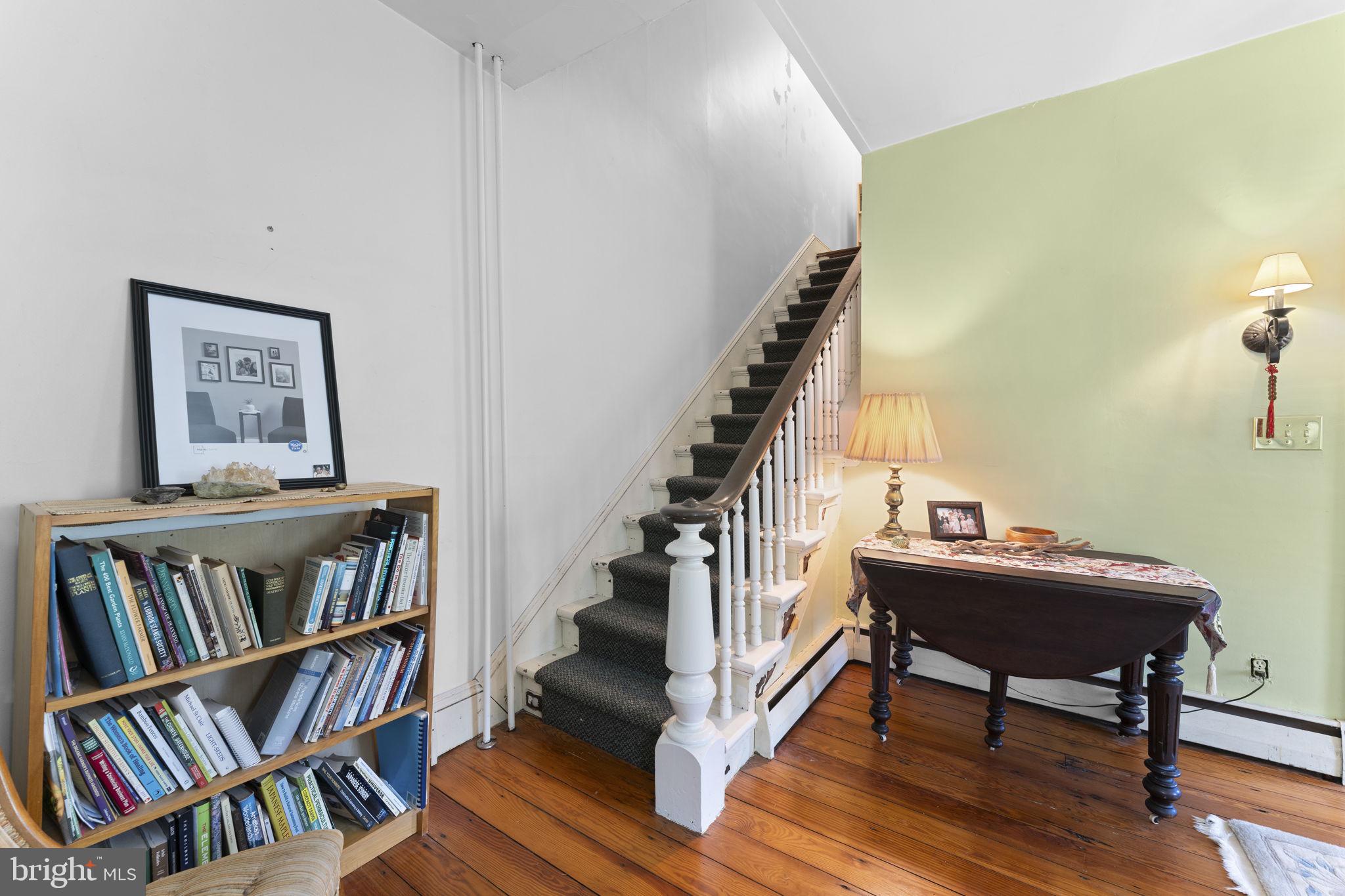 9039 EASTON ROAD