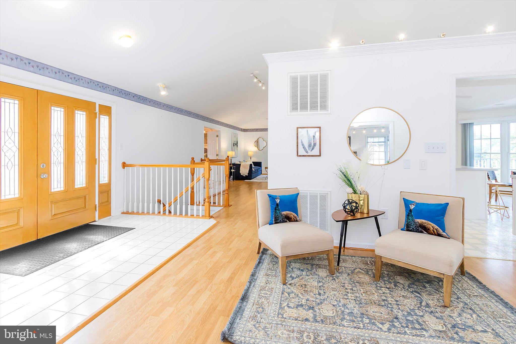 LOCUST HILL - Residential