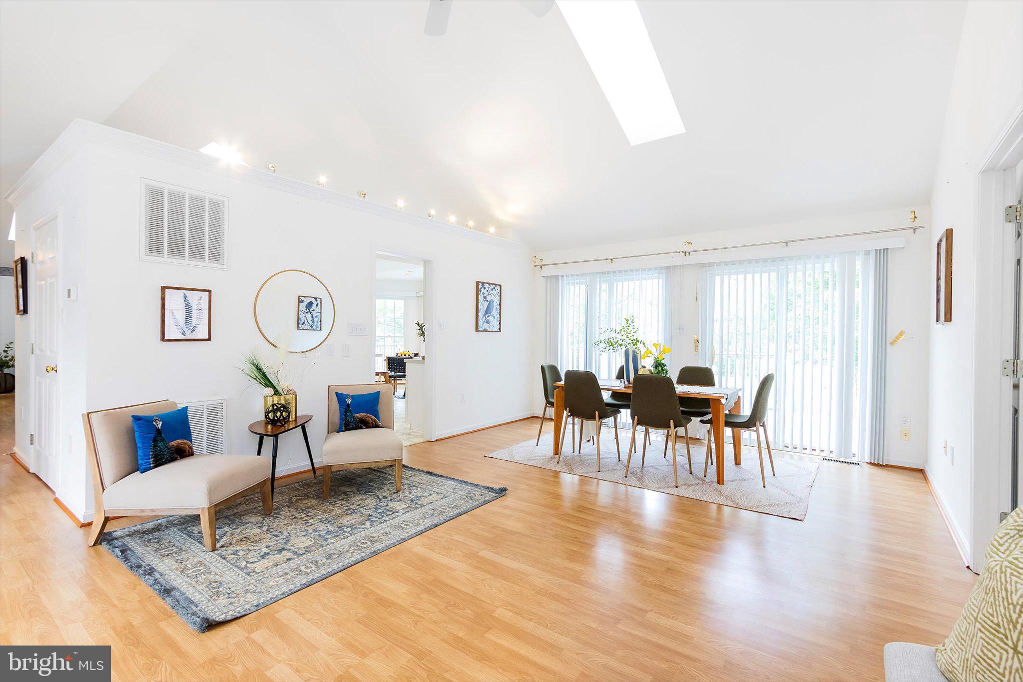 LOCUST HILL - Residential