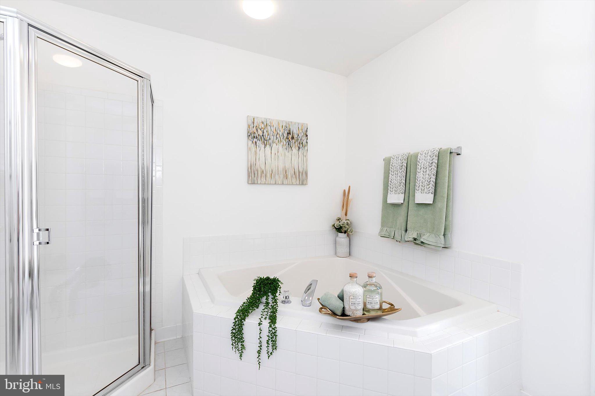 LOCUST HILL - Residential