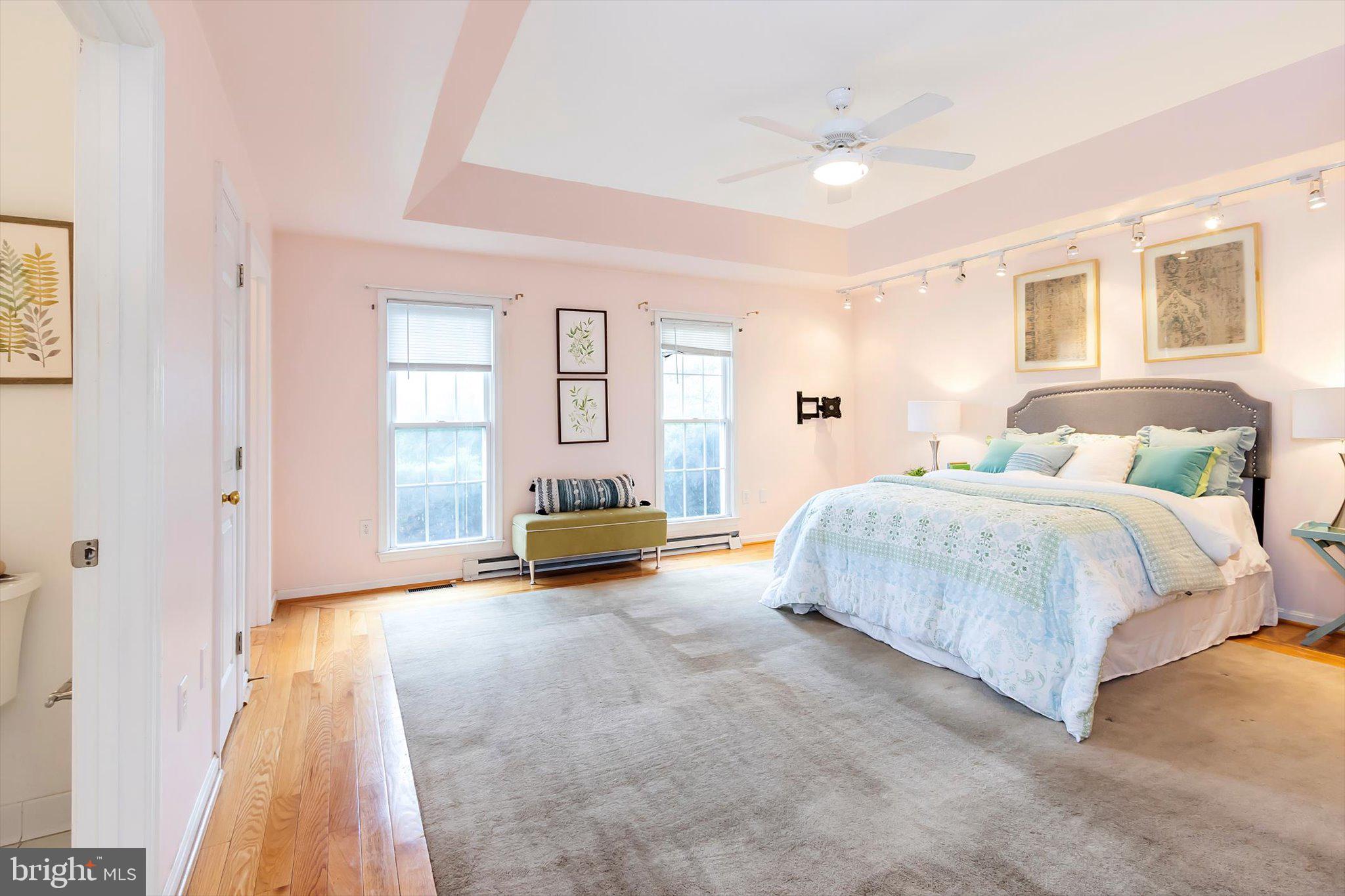 LOCUST HILL - Residential