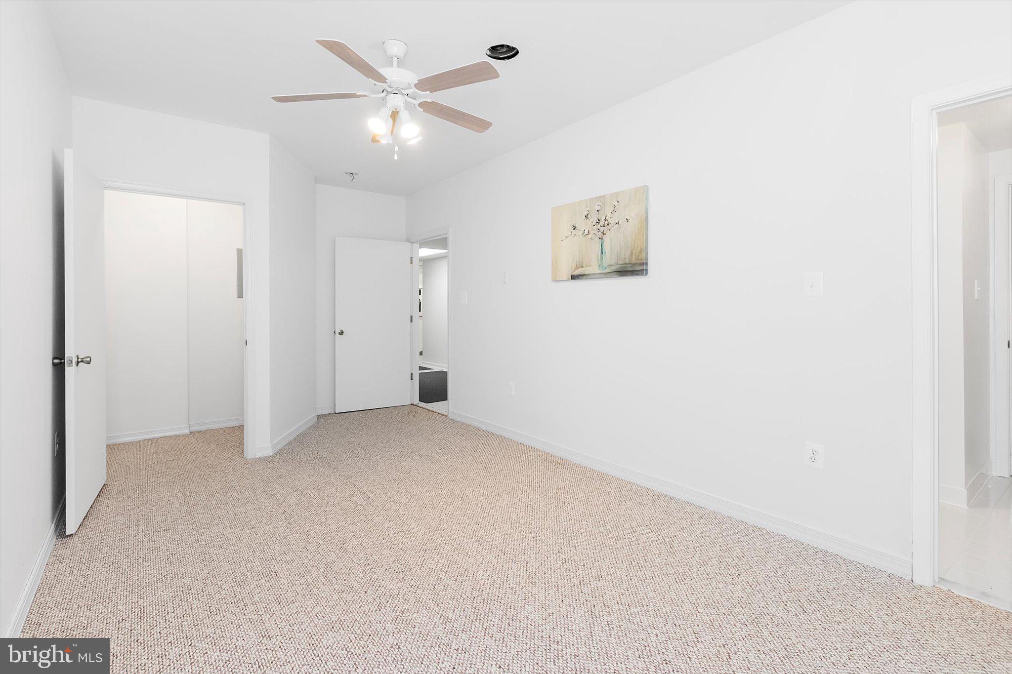 LOCUST HILL - Residential