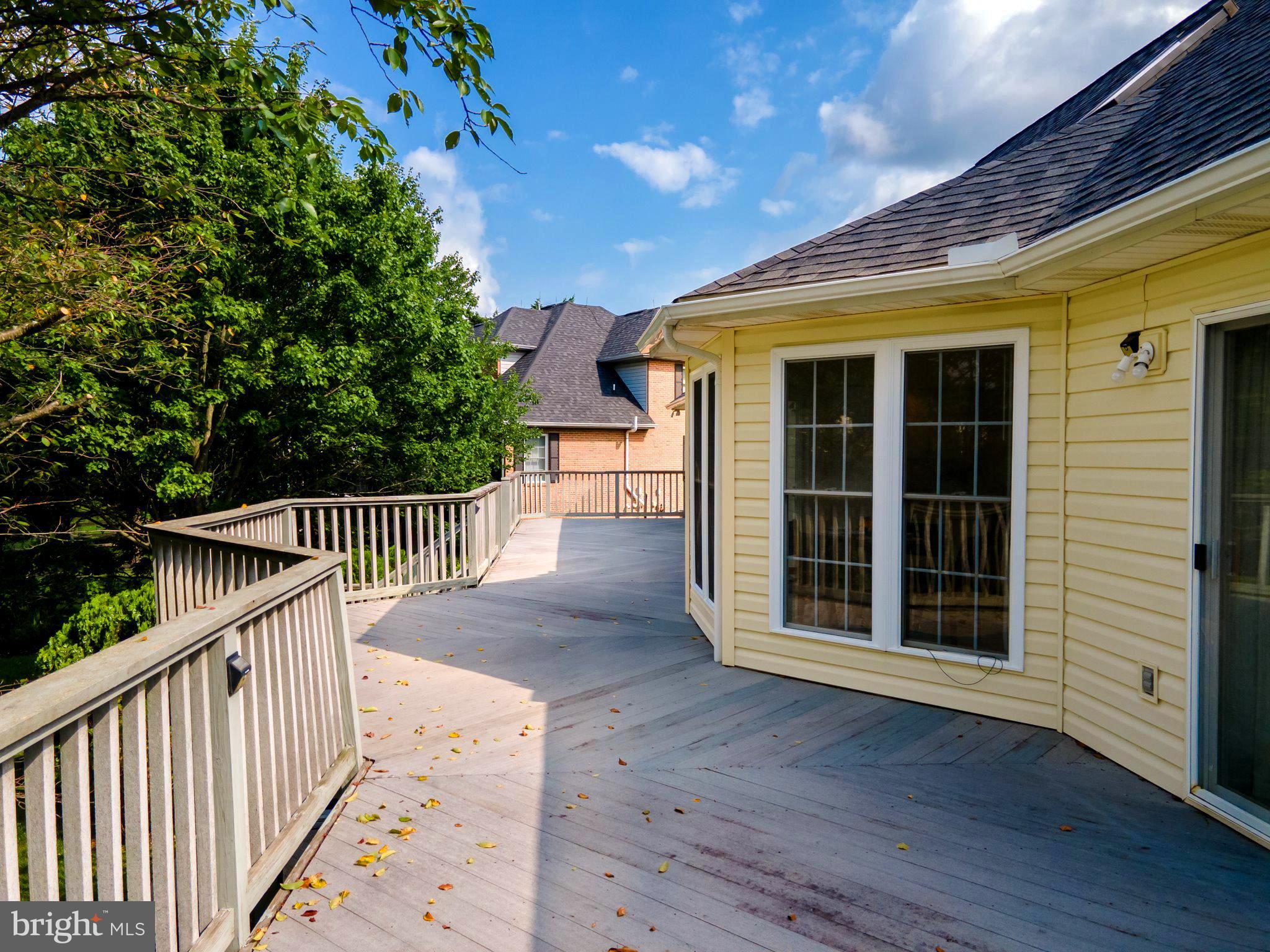 LOCUST HILL - Residential