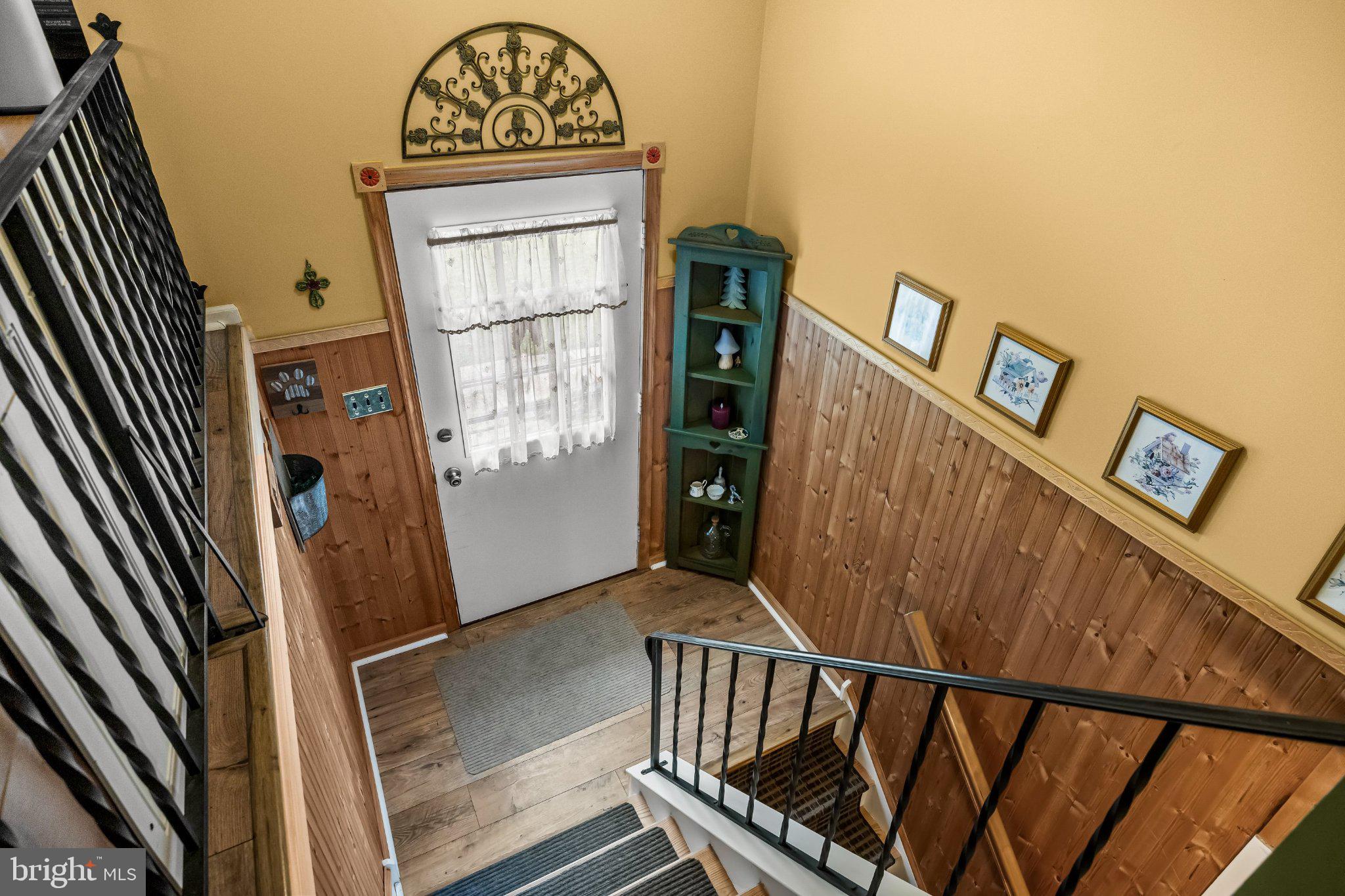 6 BARBARA PLACE