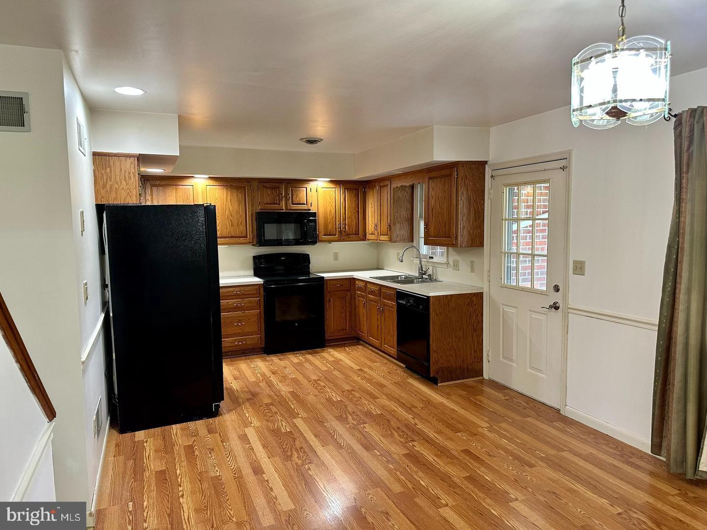 2363 MCCLEARY DRIVE