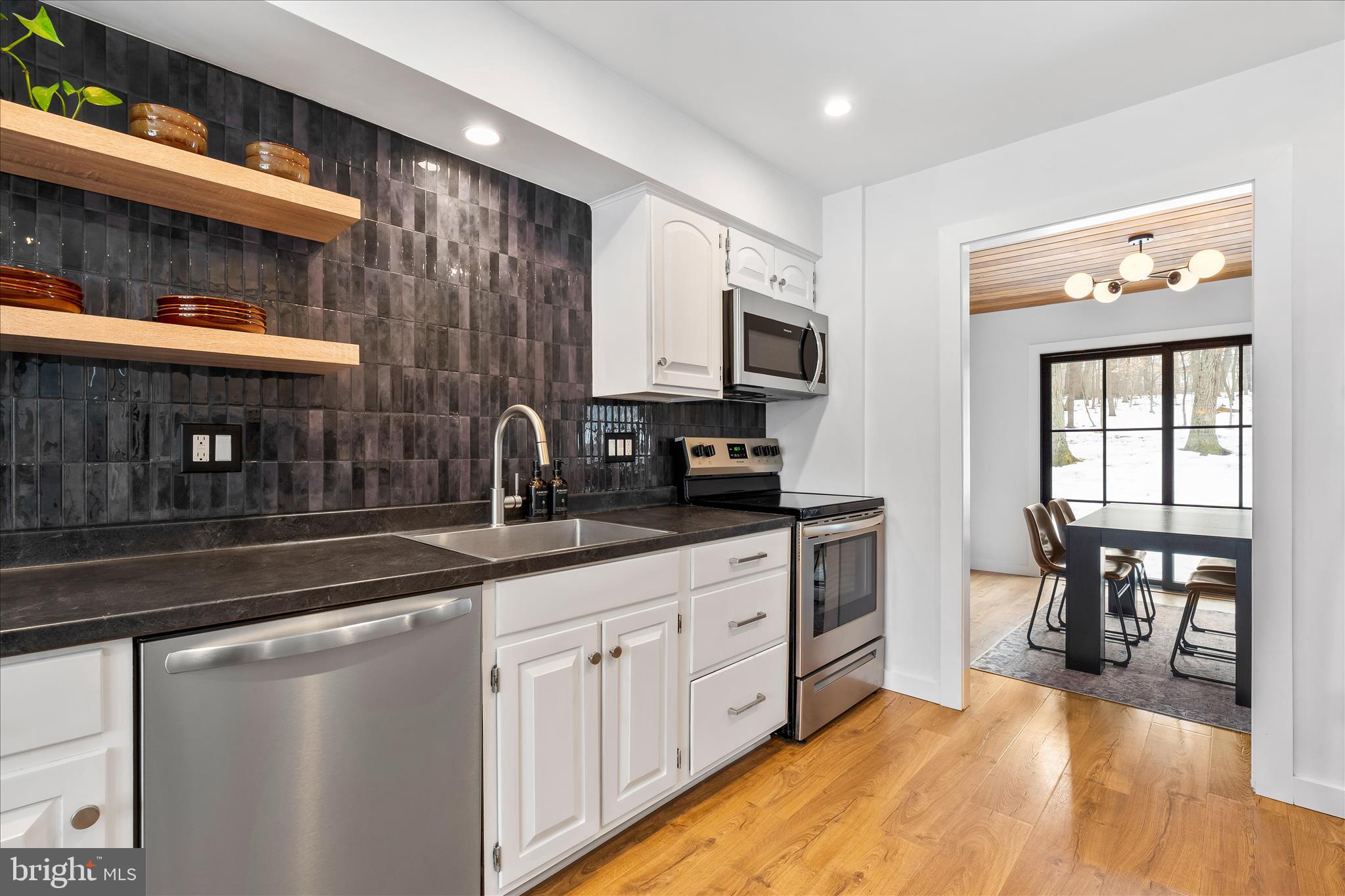 LINGANORE VIEW - Residential