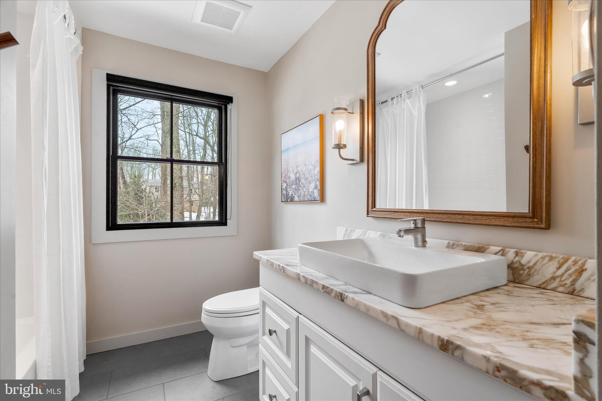 LINGANORE VIEW - Residential