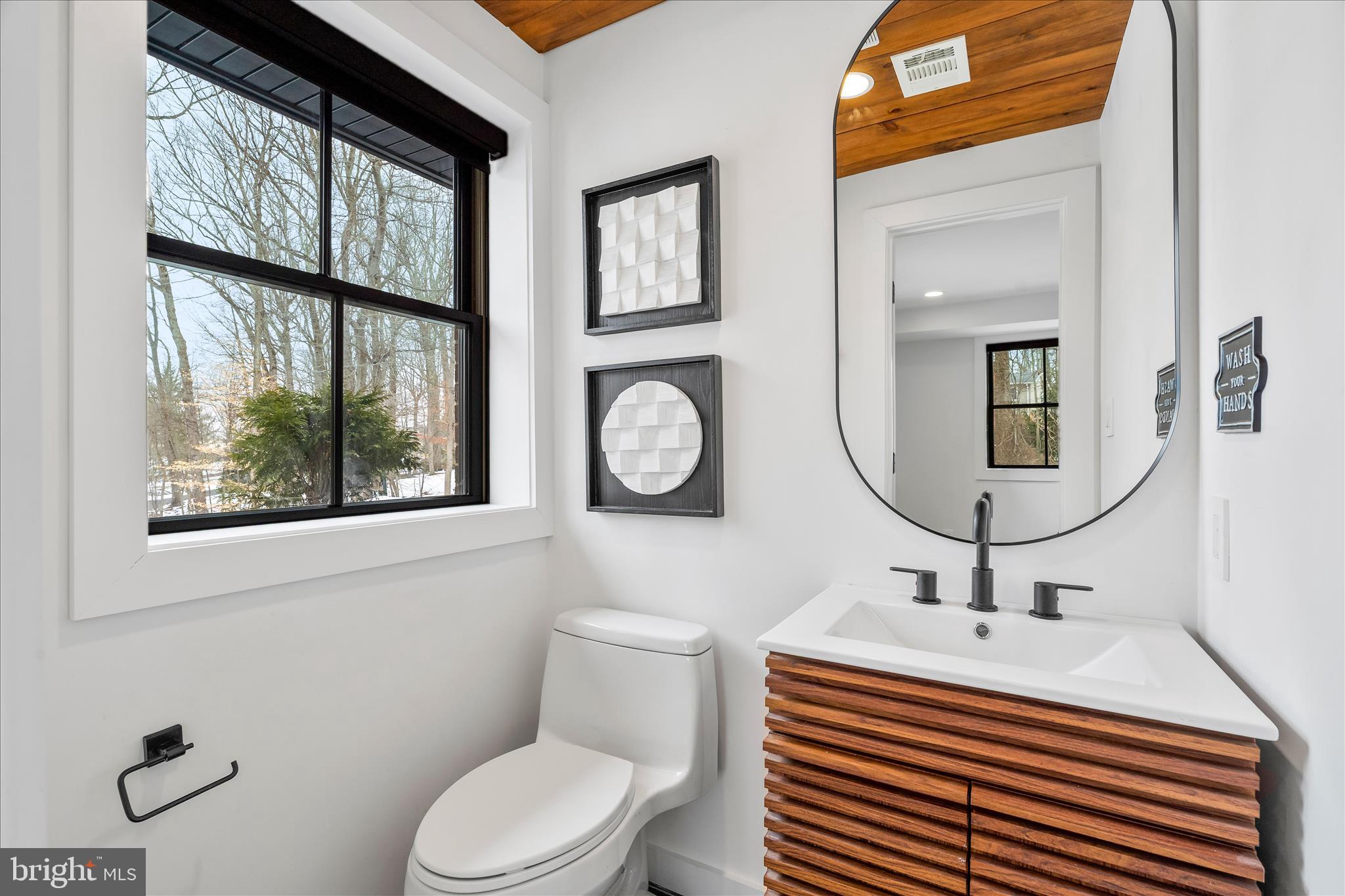 LINGANORE VIEW - Residential