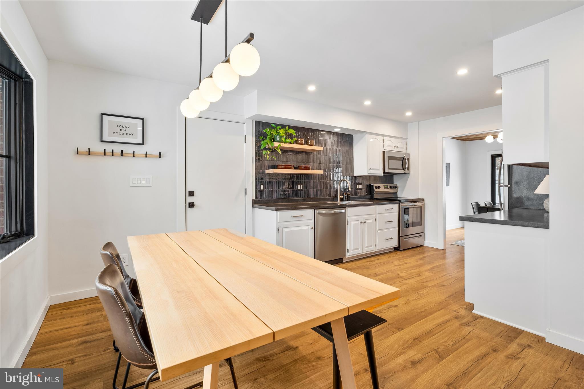 LINGANORE VIEW - Residential