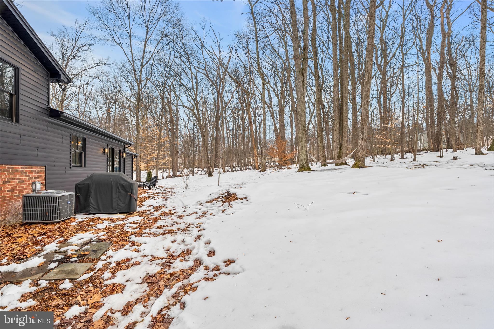 LINGANORE VIEW - Residential