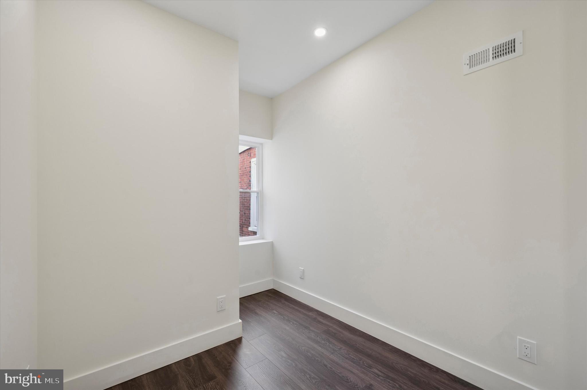 COBBS CREEK - Residential